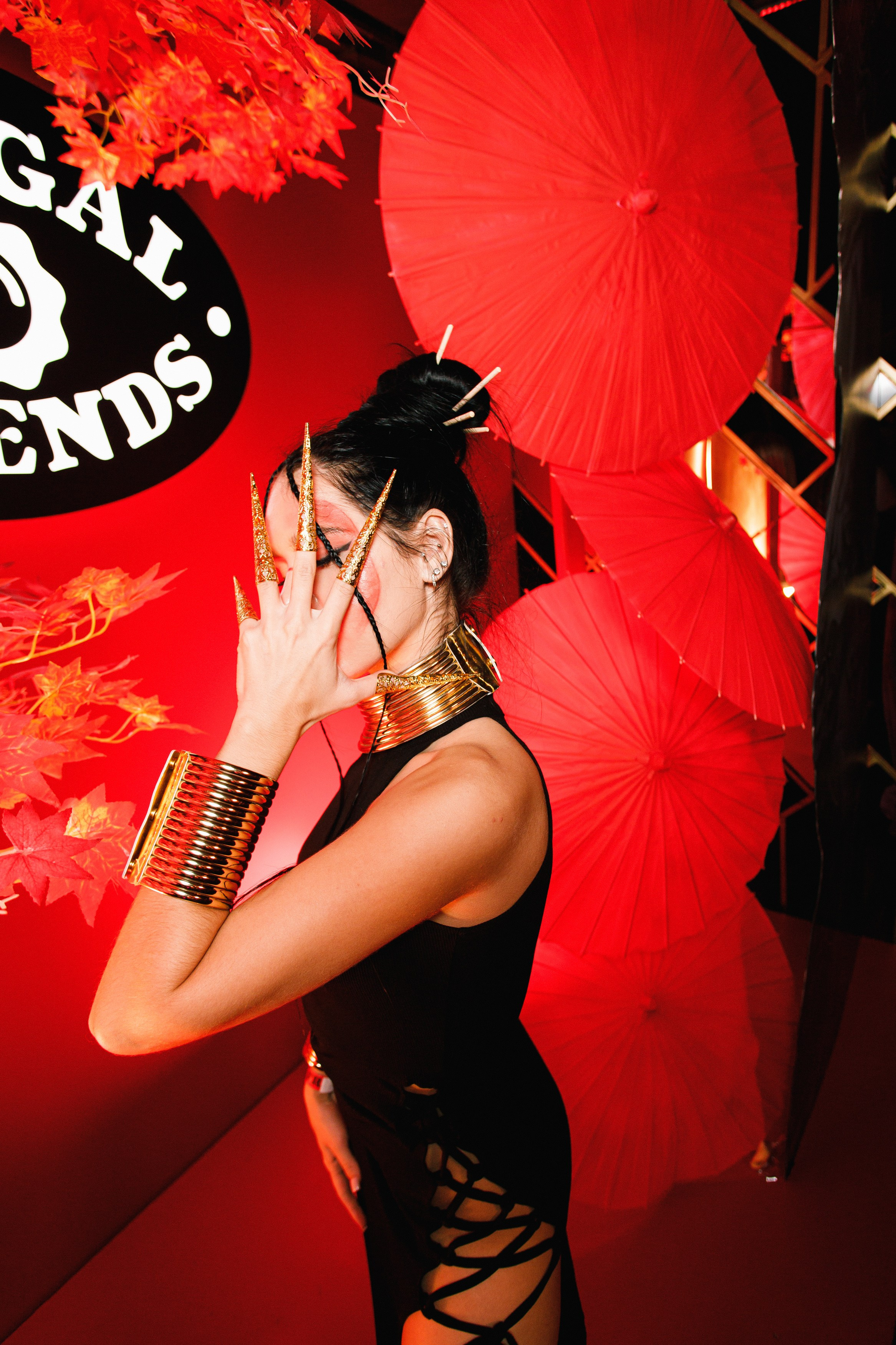 ILLEGAL FRIENDS | ASIA. СВОИ. ФОТООТЧЕТЫ-СОБЫТИЯ-МЕСТА