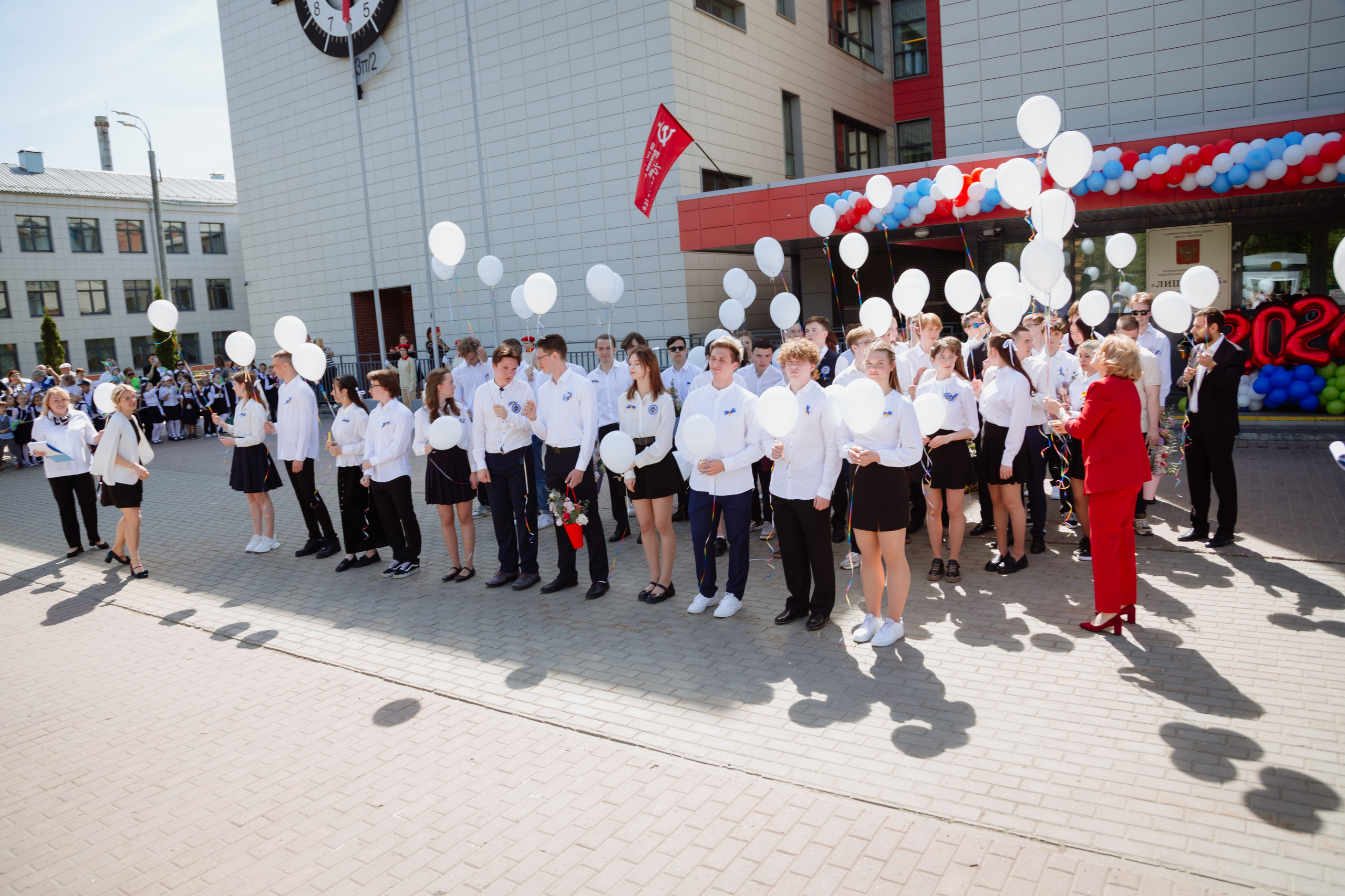 Последний звонок 2024 (2 часа фотосъемки). Профессиональный фотограф Надежда Антонова