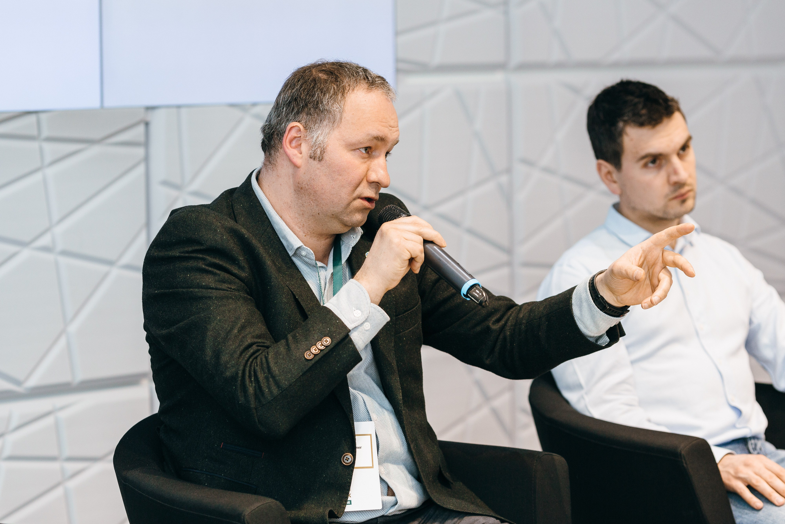 Фотограф на конференции в Москве, заказать услуги профессиональной фотосъёмки — Цены, стоимость услуг фотосъёмки конференций