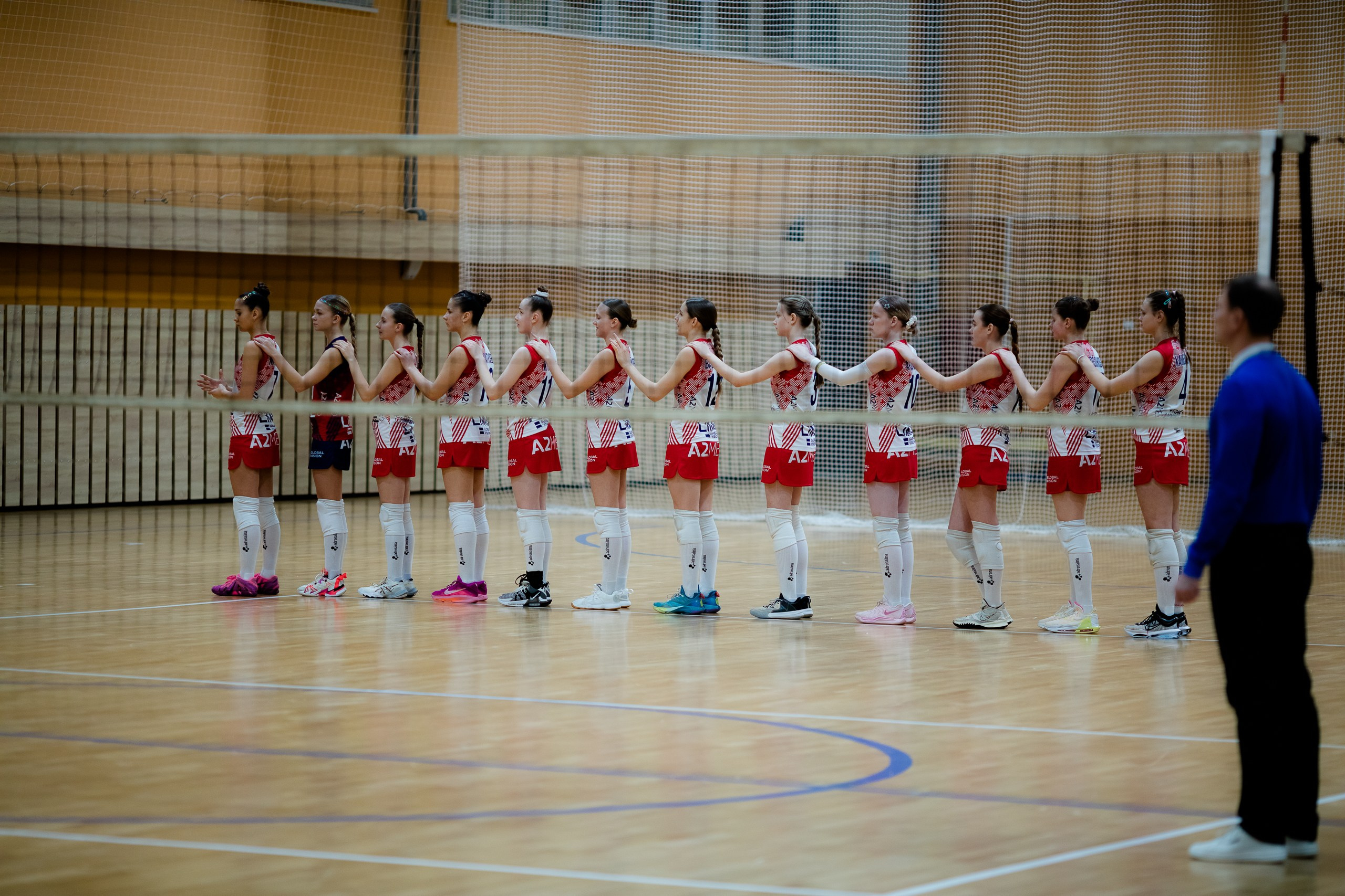 СШ11 — Искра / 1 игра. Фотография