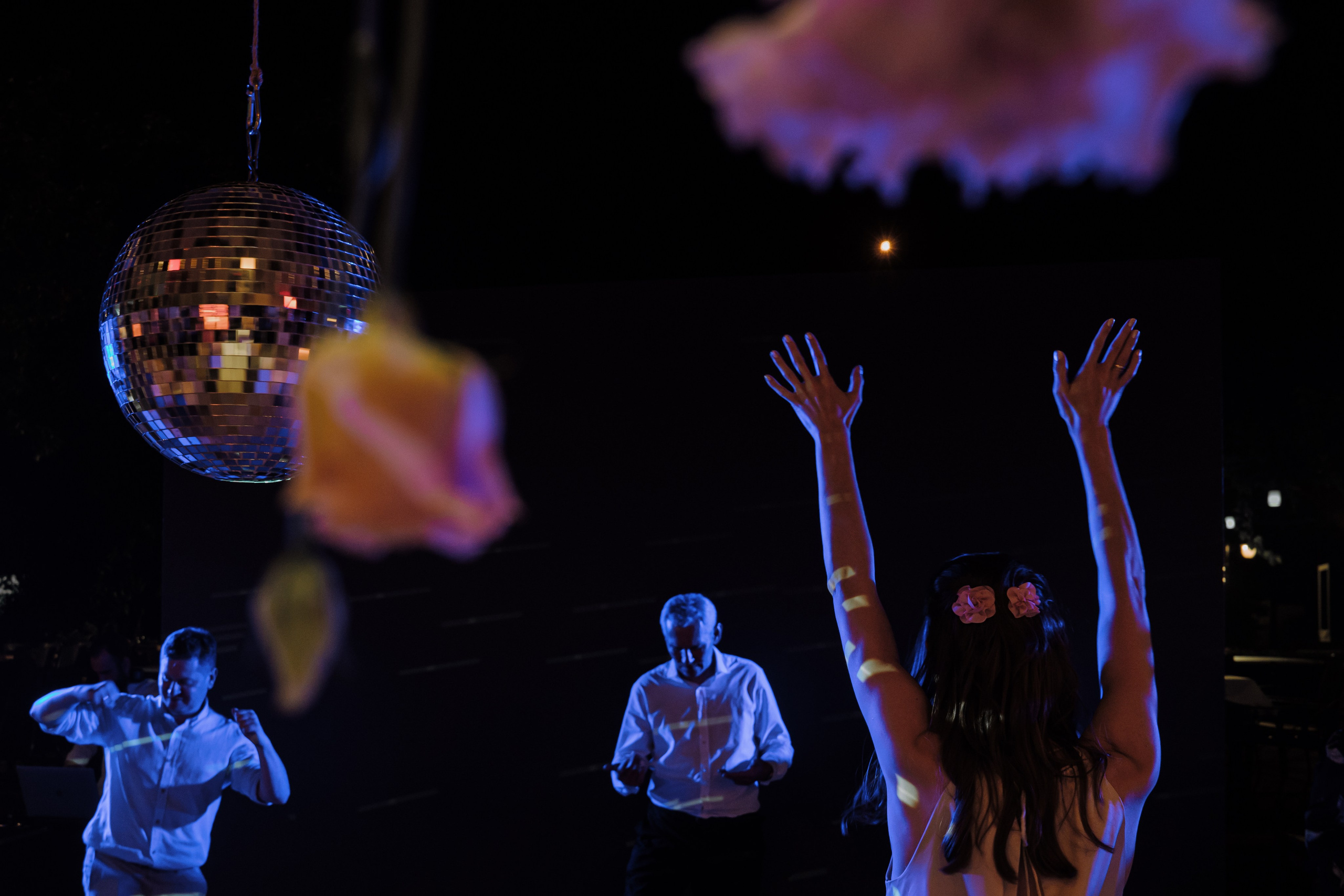 Antalya Akra. Wedding & Documentary Photographer based in Nuremberg — available across Europe & Turkey | Vitalii Nasonov