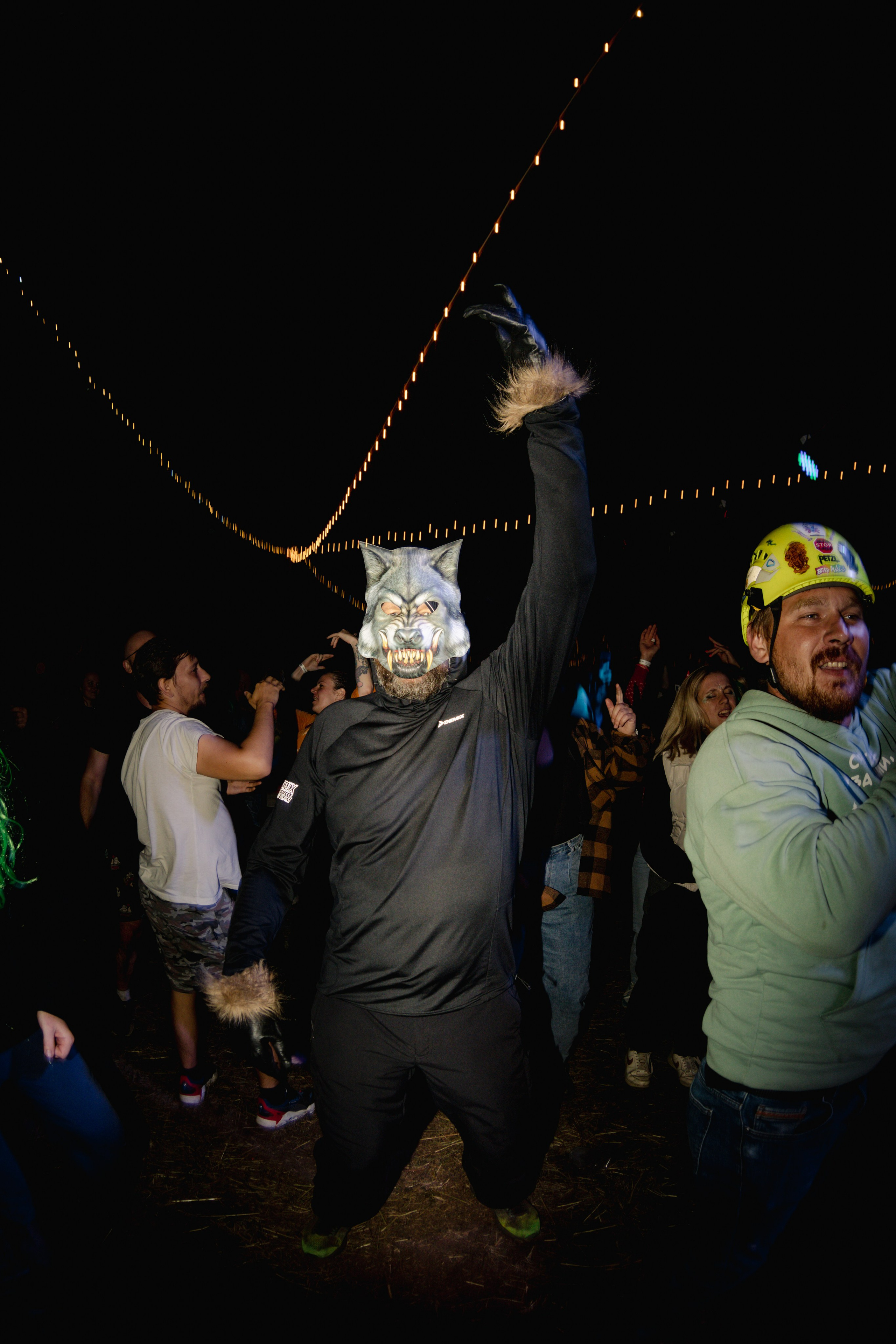 Фестиваль Hello Camper закрытие 2024. Репортажный и портретный фотограф в Санктпетербурге. Видиосъемка мероприятий в Санкт-Петербурге