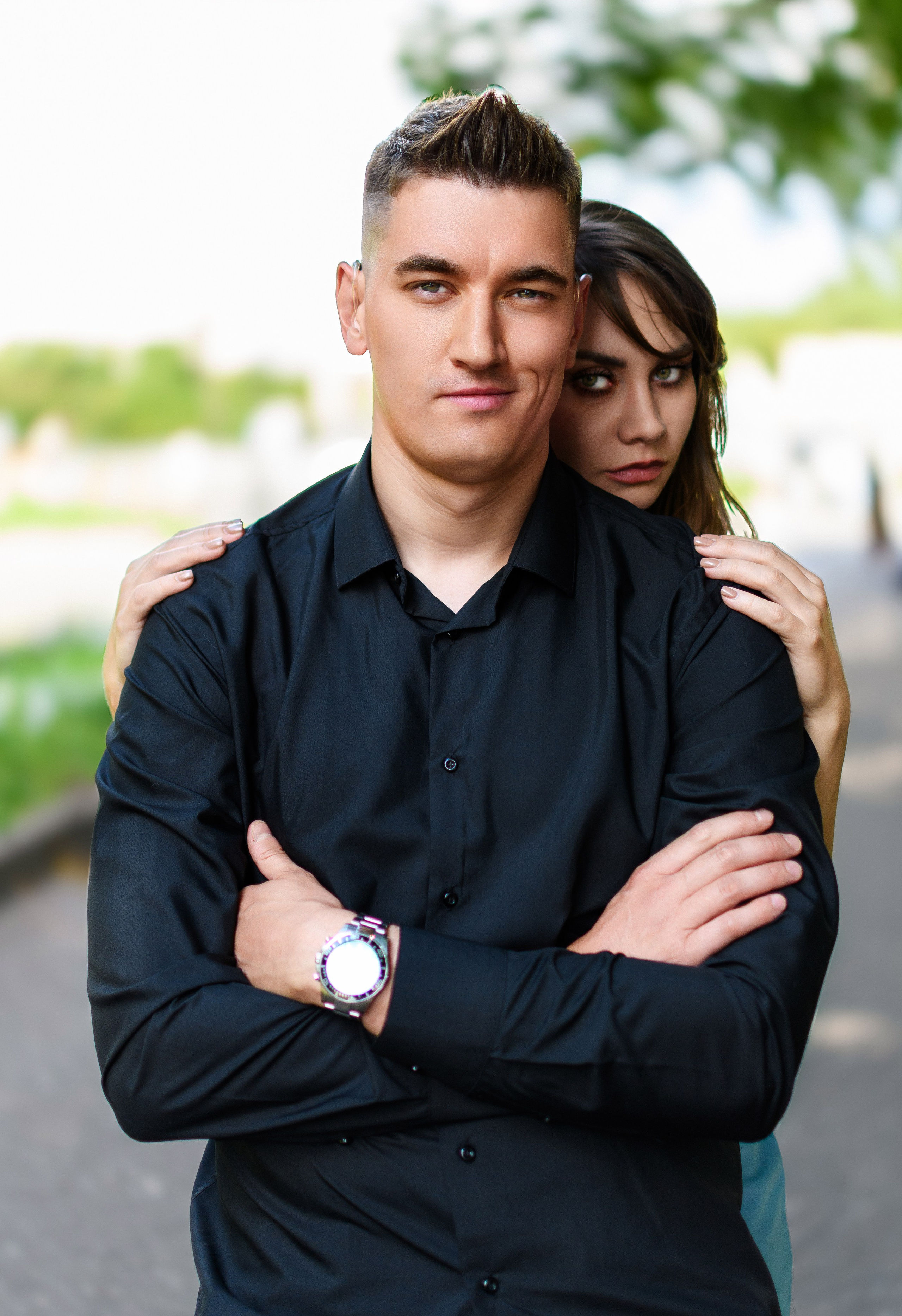 Фото идеи для фотосессии девушки и парня на улице в Москве