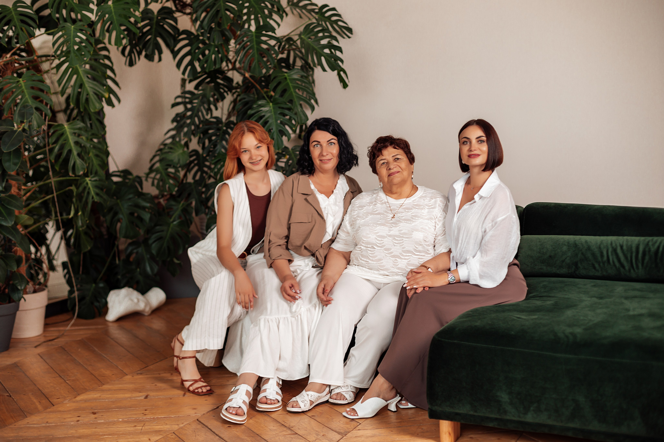 Три поколения. Https://malovafoto.ru