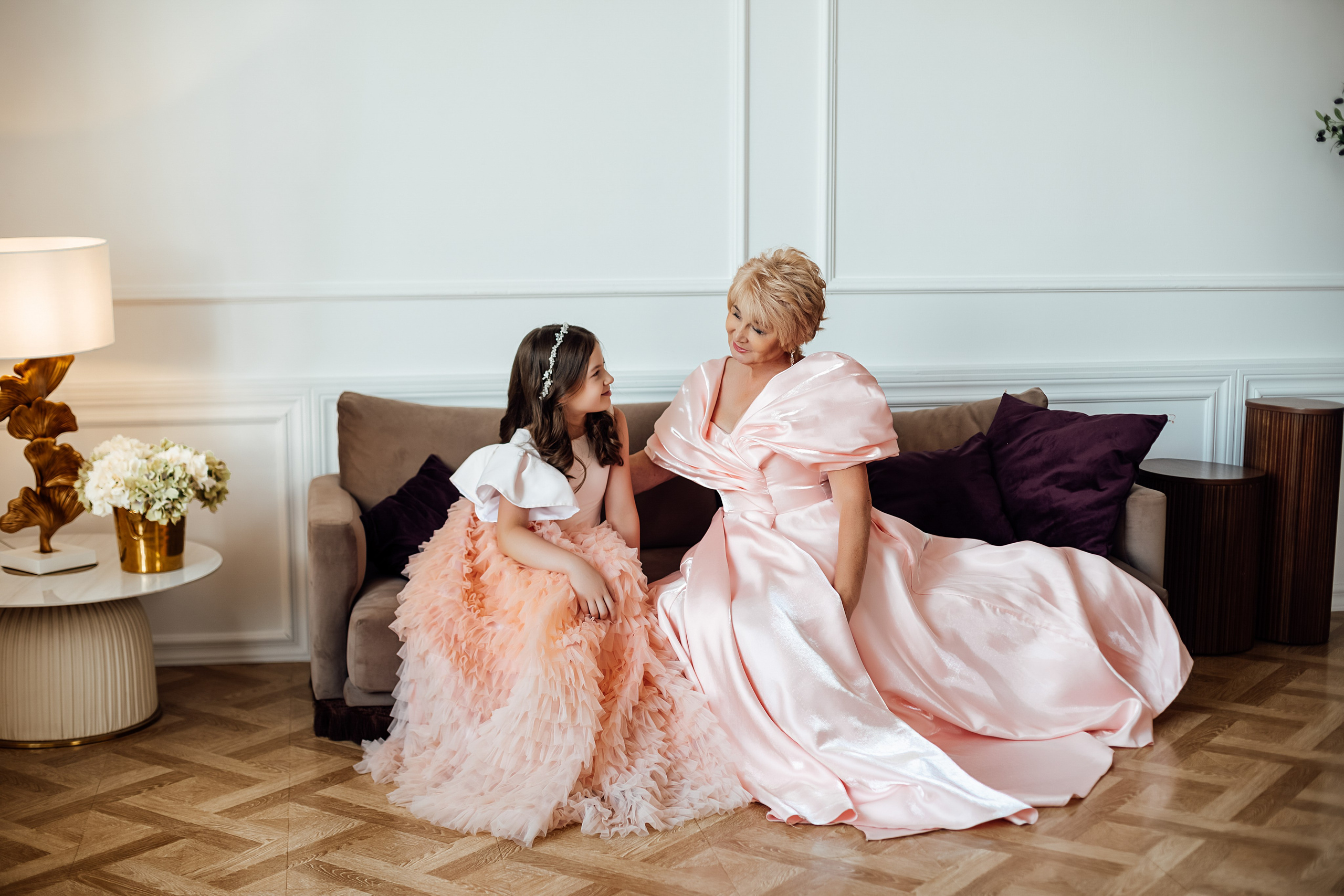 Бабушка с внучкой. Https://malovafoto.ru