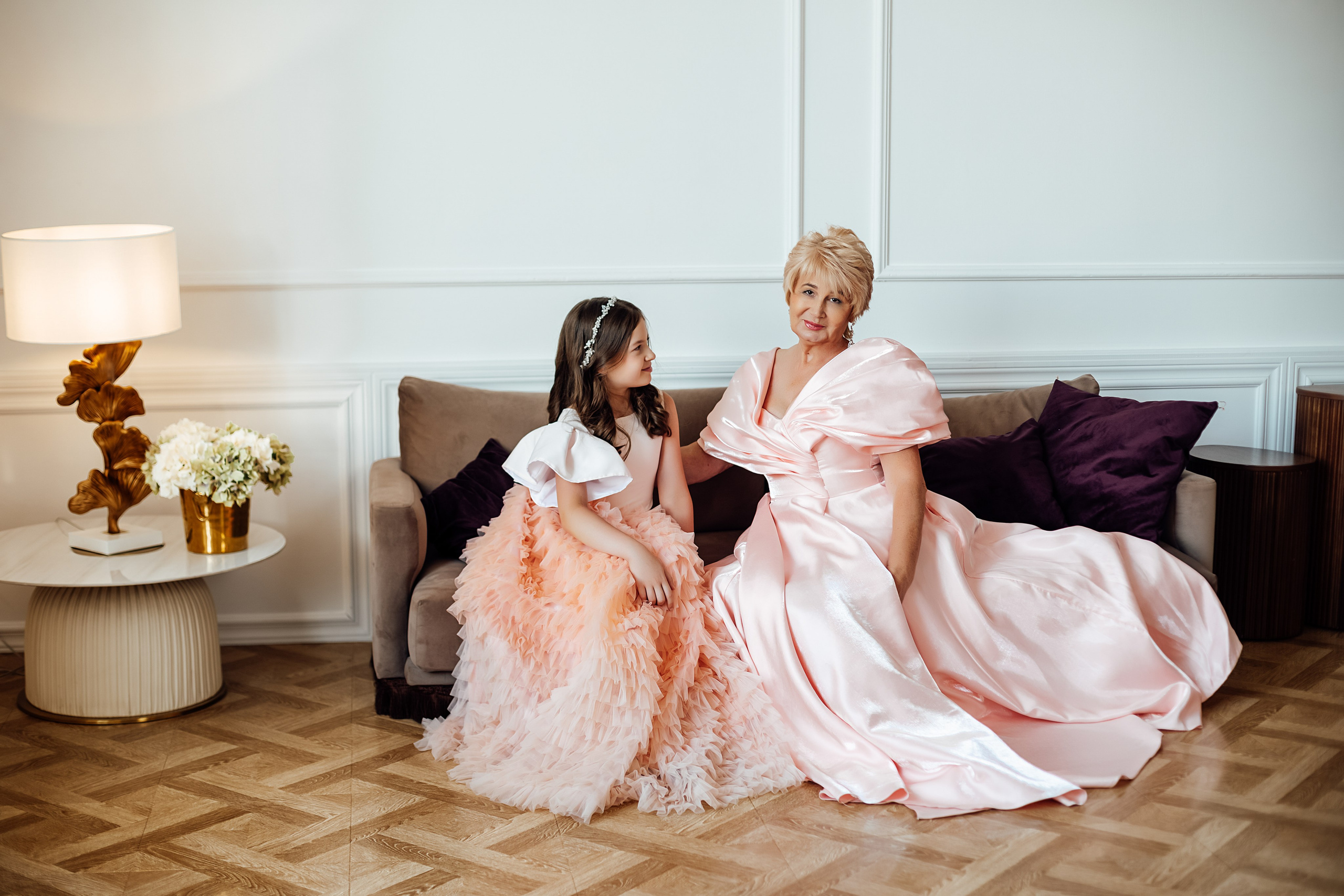 Бабушка с внучкой. Https://malovafoto.ru