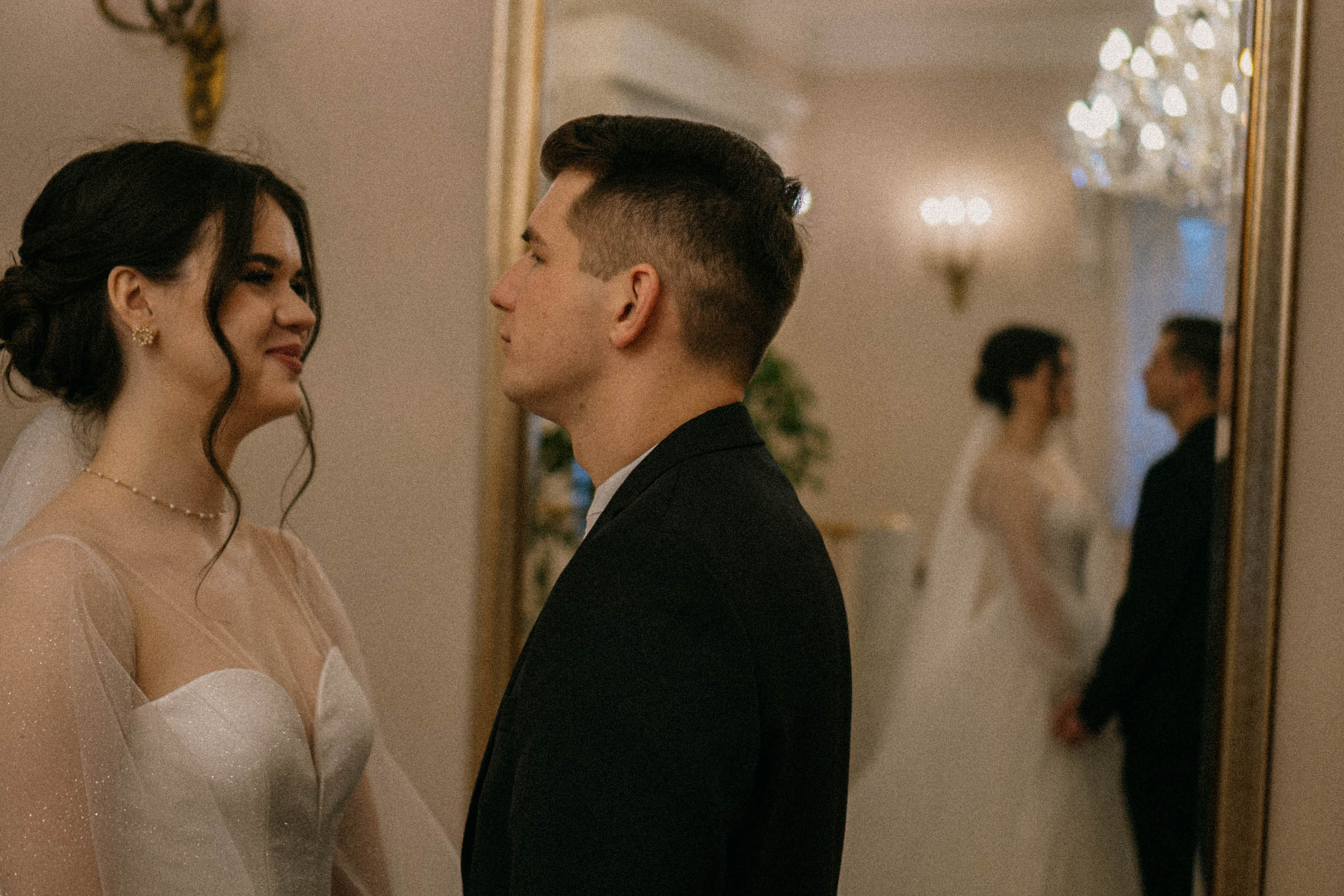 СВАДЕБНАЯ СЬЕМКА ПАРЫ В ГОРОДЕ ПУШКИН В ПАРКЕ ЕКАТЕРИНЕНСКОМ В НОЯБРЕ. Профессиональный фотограф, Санкт-Петербург — Виктория Богомолова