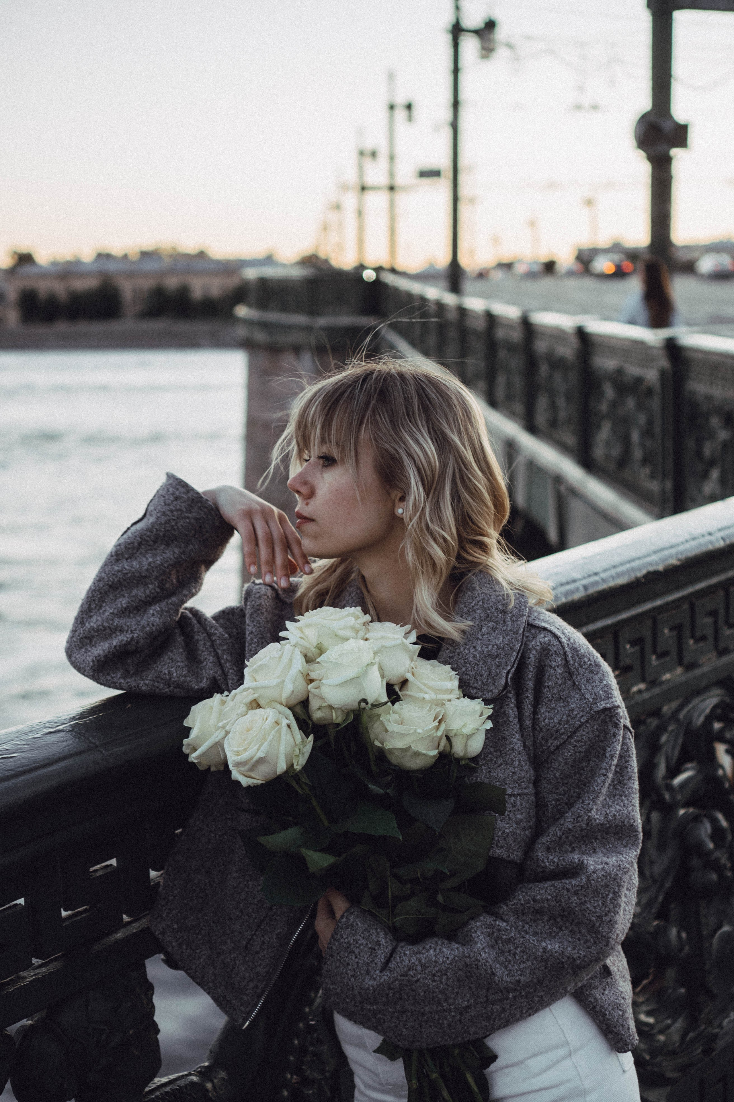 ПРОГУЛКА ПО ГОРОДУ В БЕЛЫЕ НОЧИ (другой вариант). Профессиональный фотограф, Санкт-Петербург — Виктория Богомолова