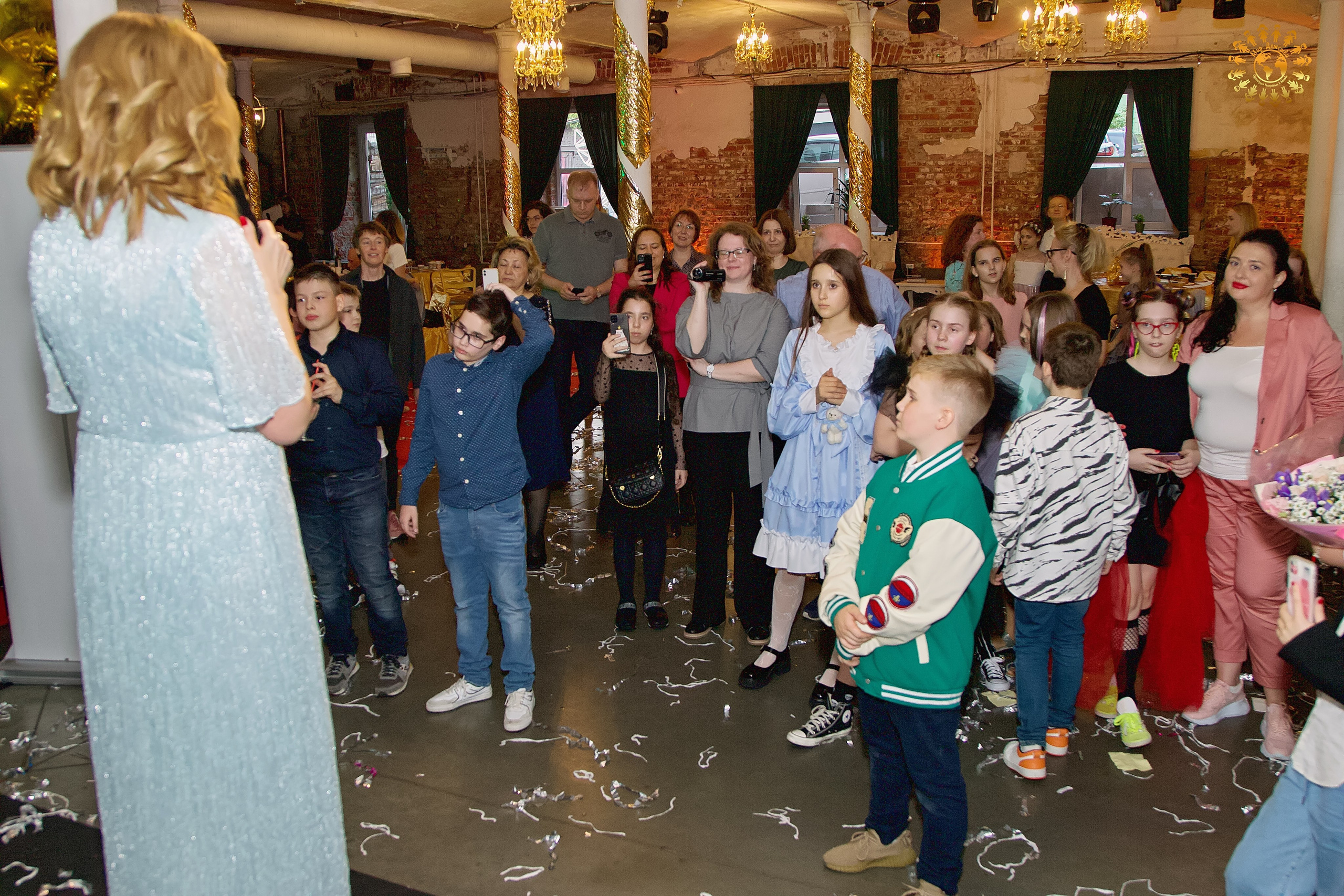 Выпускной 2023 (Школа 109, 4-й класс). Репортажная съемка в Москве и области. Анималистика