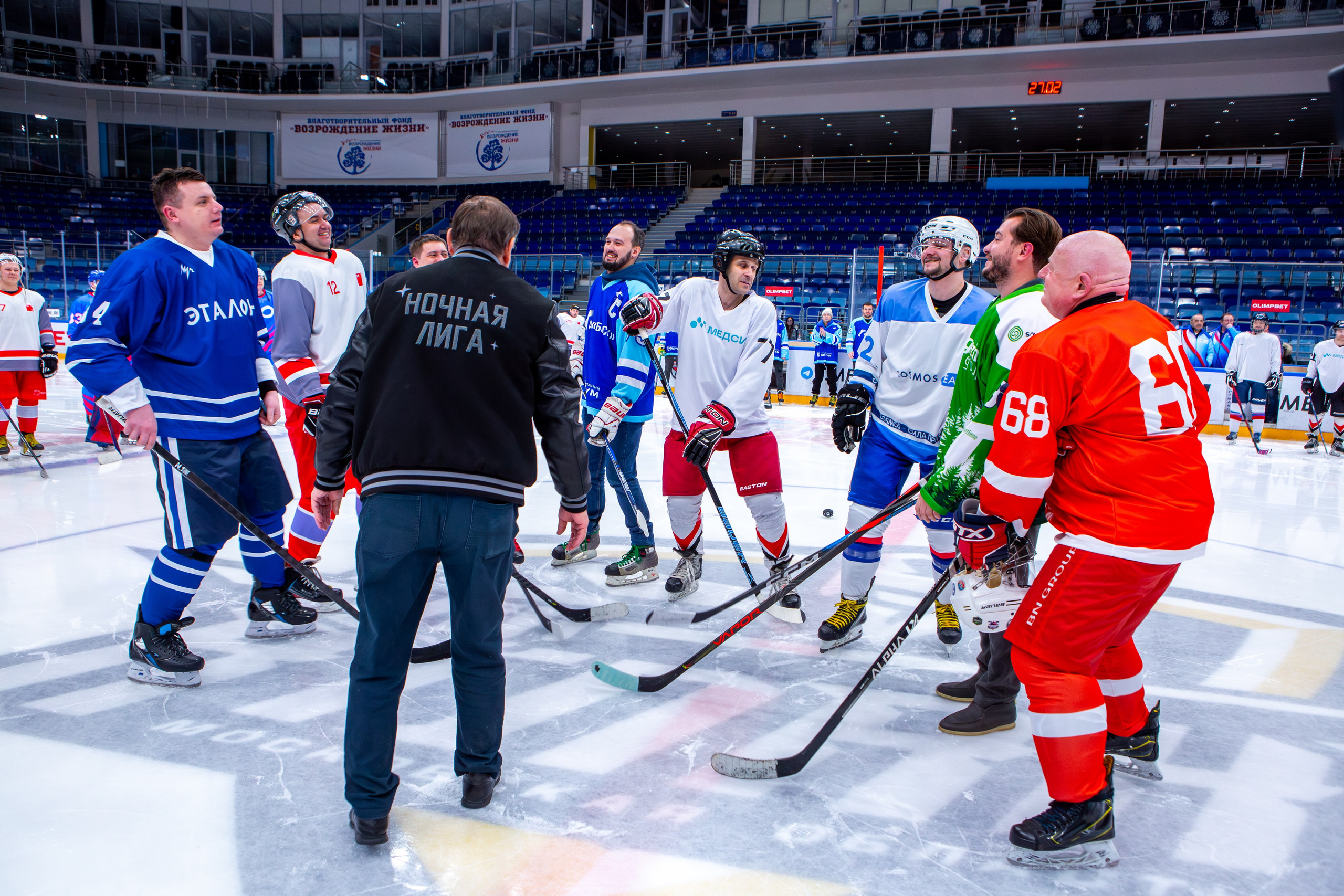 Чемпионат по хоккею. Репортажный, семейный, свадебный, портретный фотограф