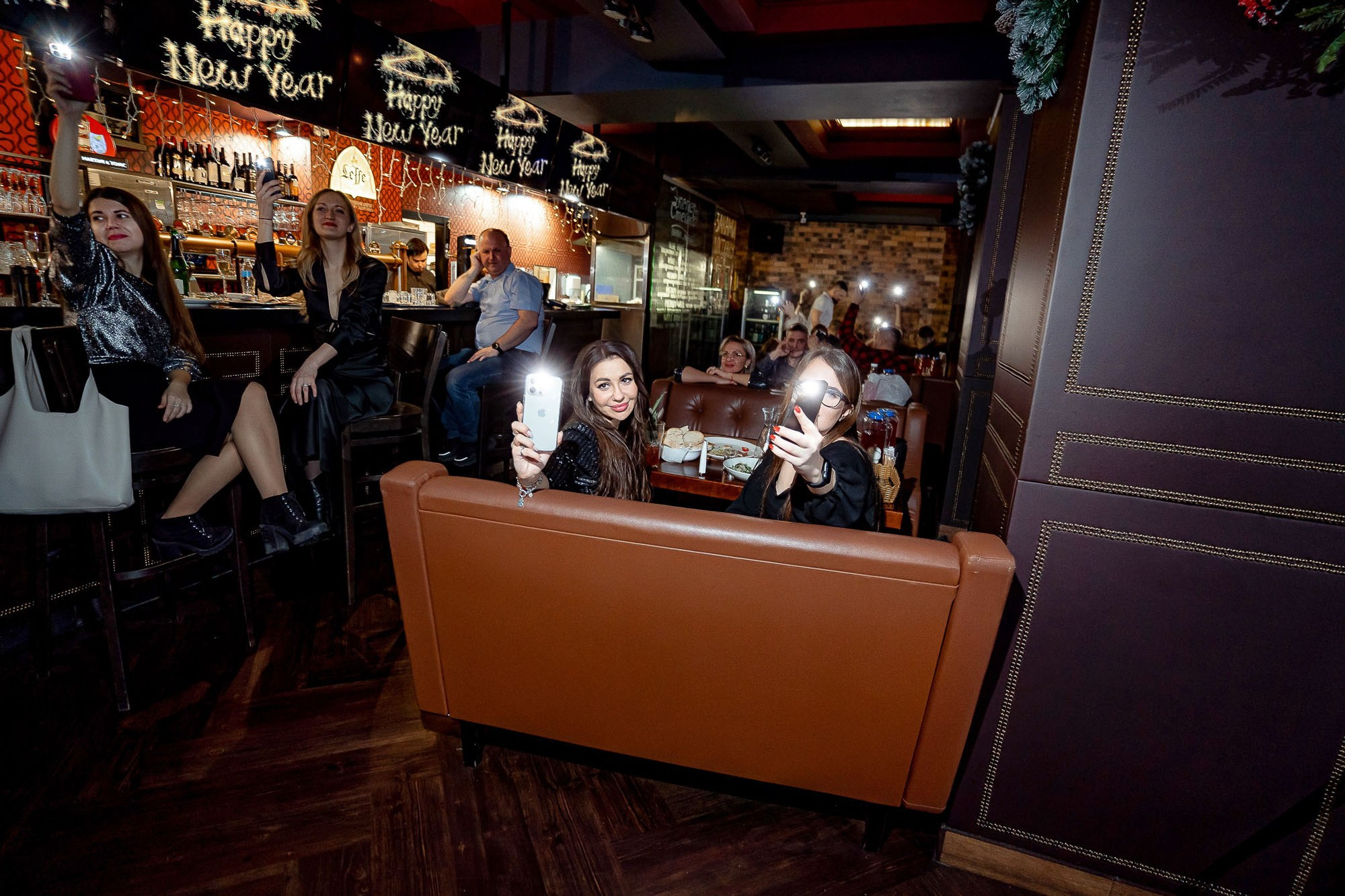 Новый год 2024 в Peoples. Сергей Кошкин. Репортажная и ивент-фотография в Сургуте