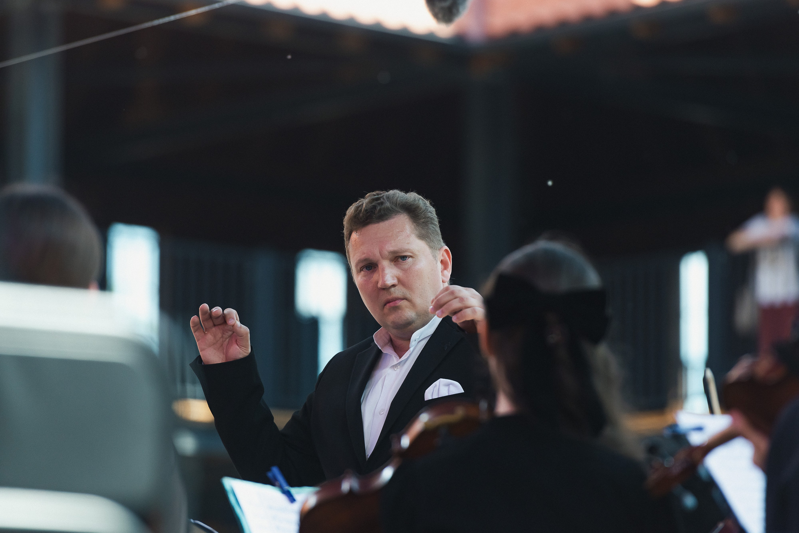 •Концерты. Фотограф Ксения Шевкопляс. г. Калининград. Кинематографический стиль — эстетика и истории, рассказанные через объектив