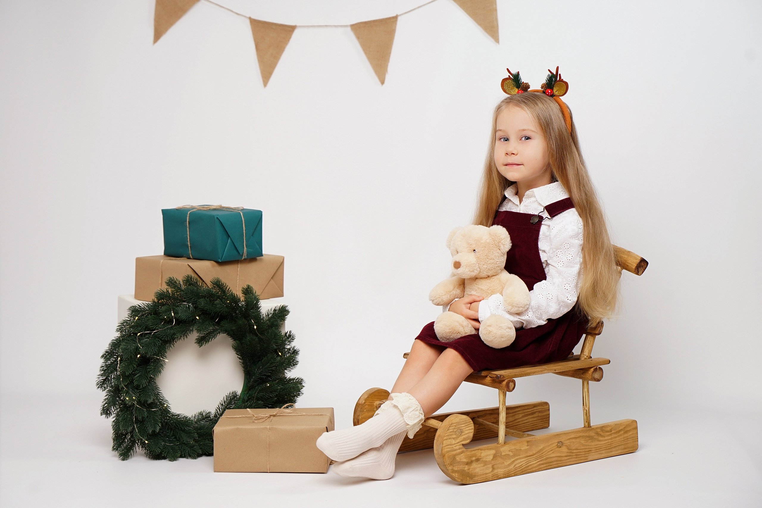 Новогдняя светлая. Студия детской фотографии