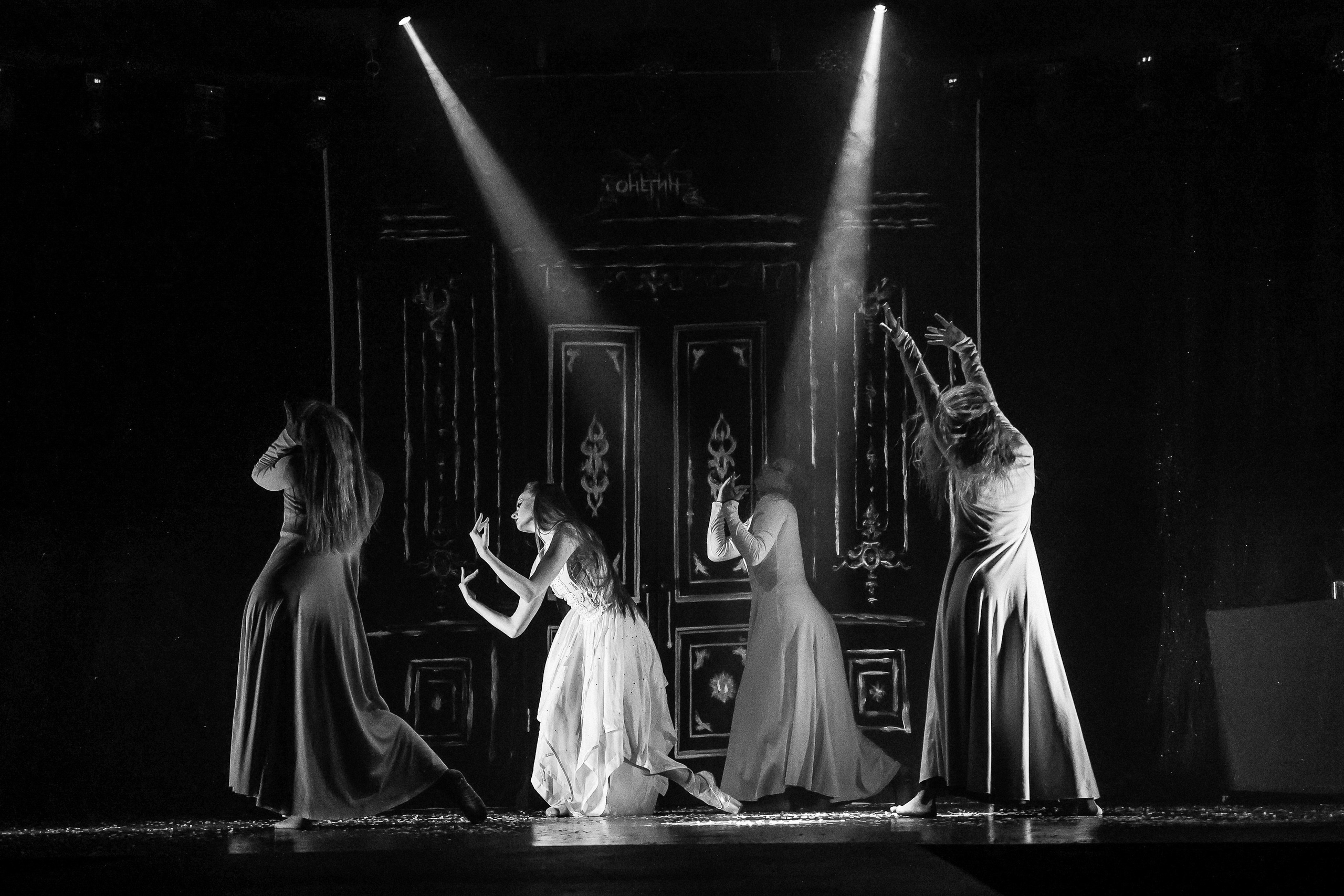 Пластический спектакль Онегин _ IVEX. Фотограф Юлия Мальцева