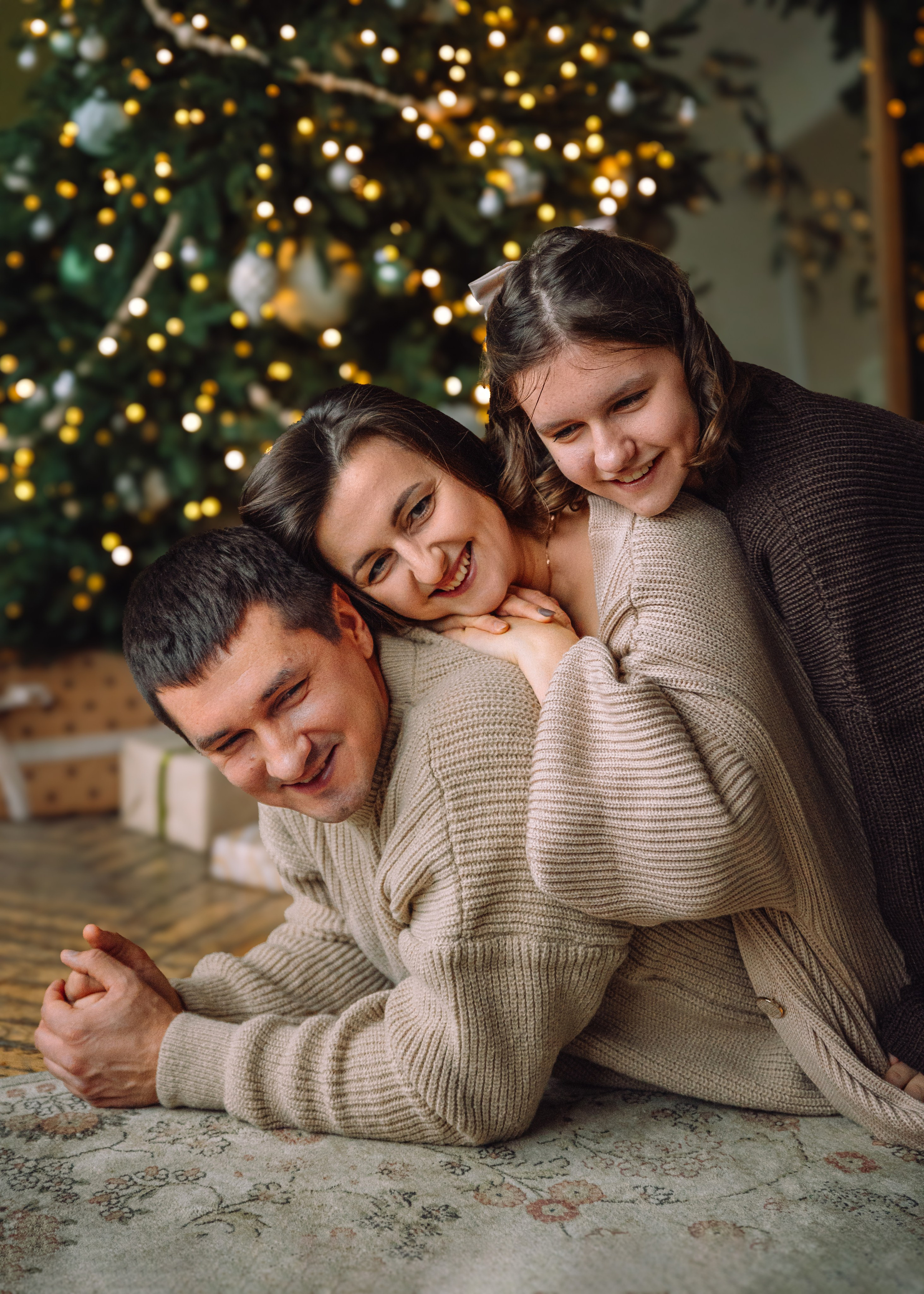 Катя, Артем, Елена, Ника и Лера. Семейный фотограф В Москве Александра Дейкун