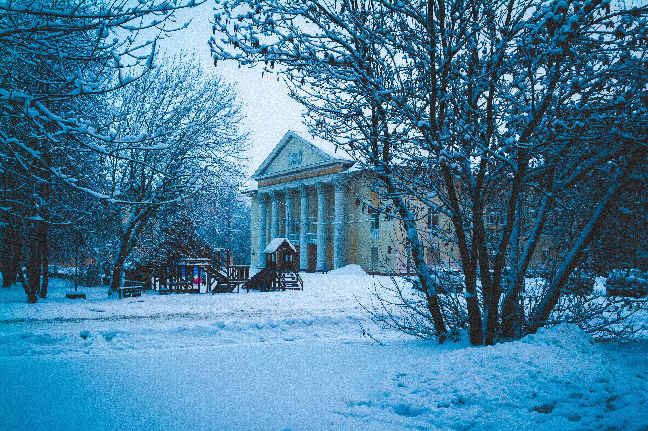 24.35. Den Mirov — Photographer, Musician