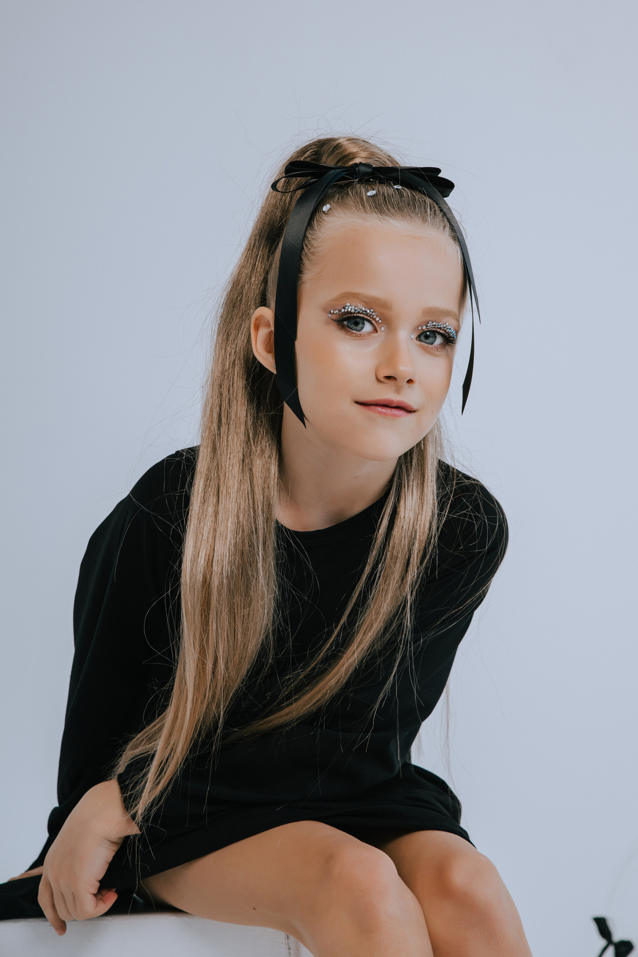 Мира. Фотограф Ярмишко Дарья. Выпускные фотокниги