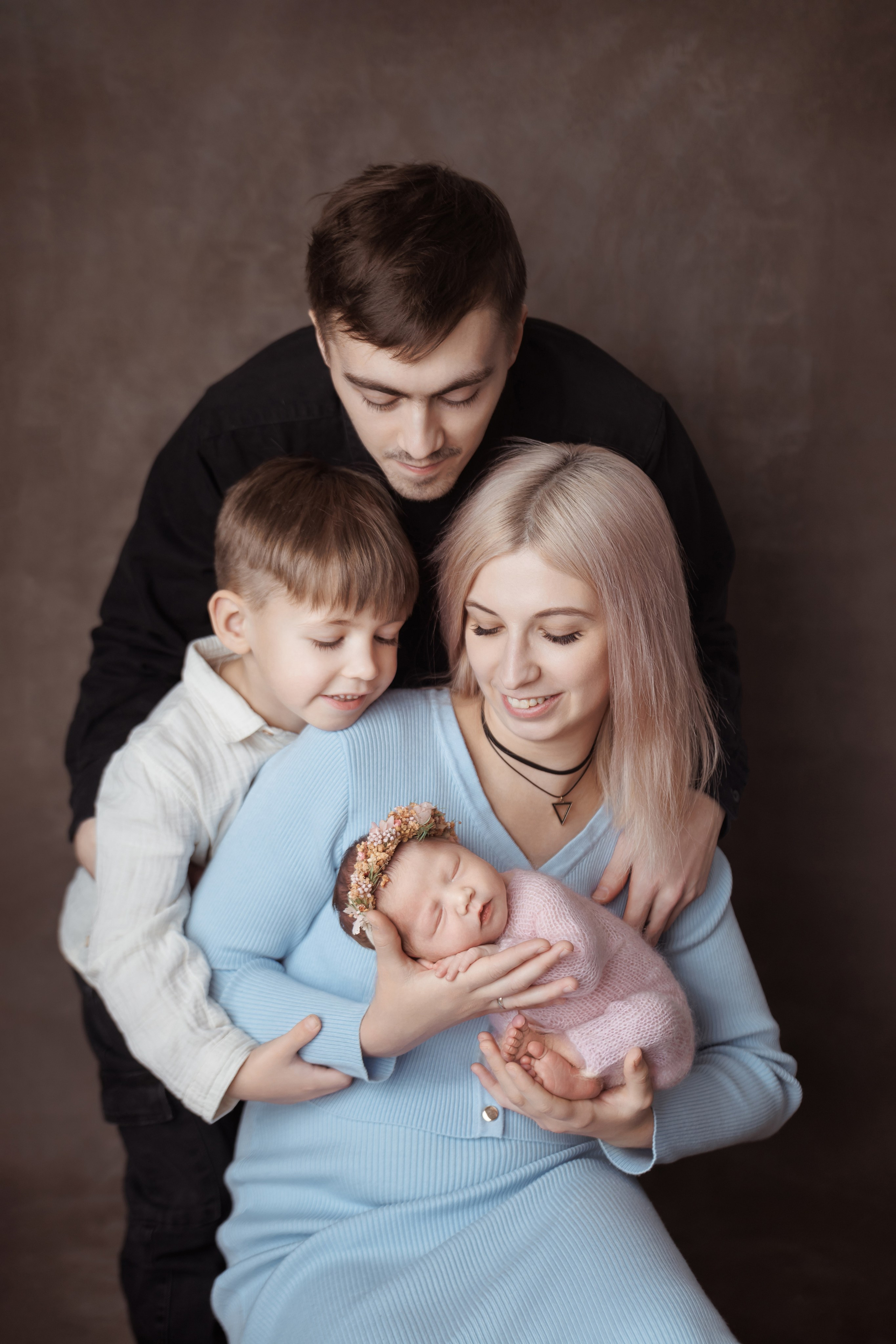 Новорожденные (5-14 дней). Фотограф новорождённых Ярославль. Детский и семейный фотограф Анна Салова