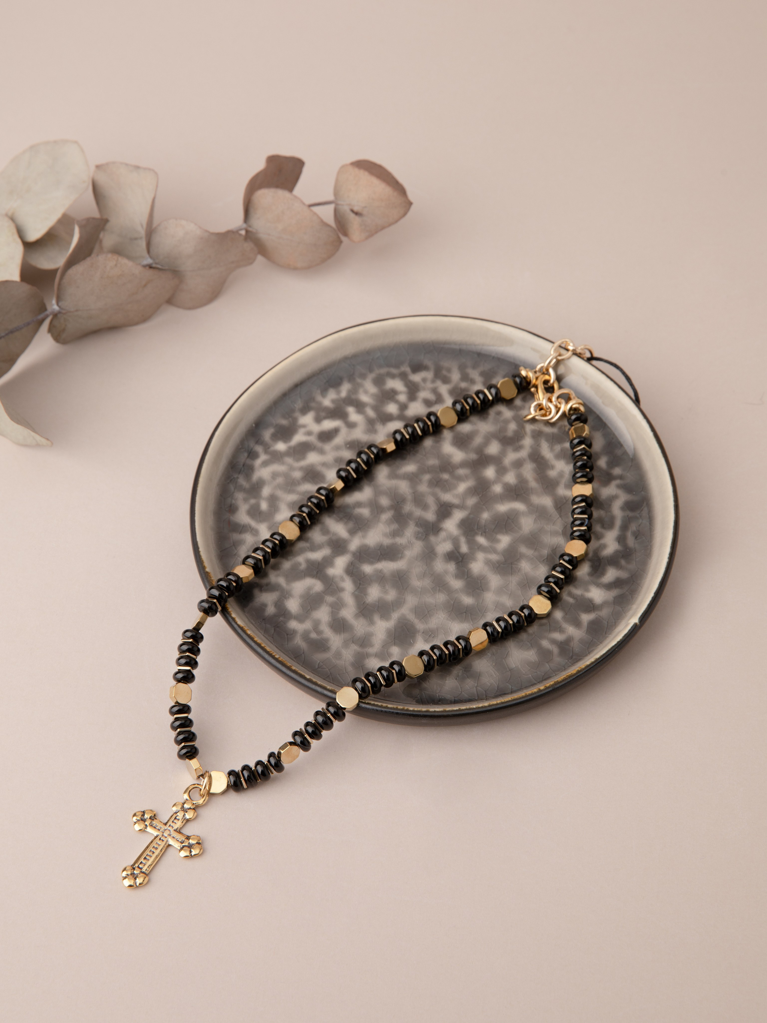 Украшения. Фотостудия предметной и модельной съёмки для маркетплейсов