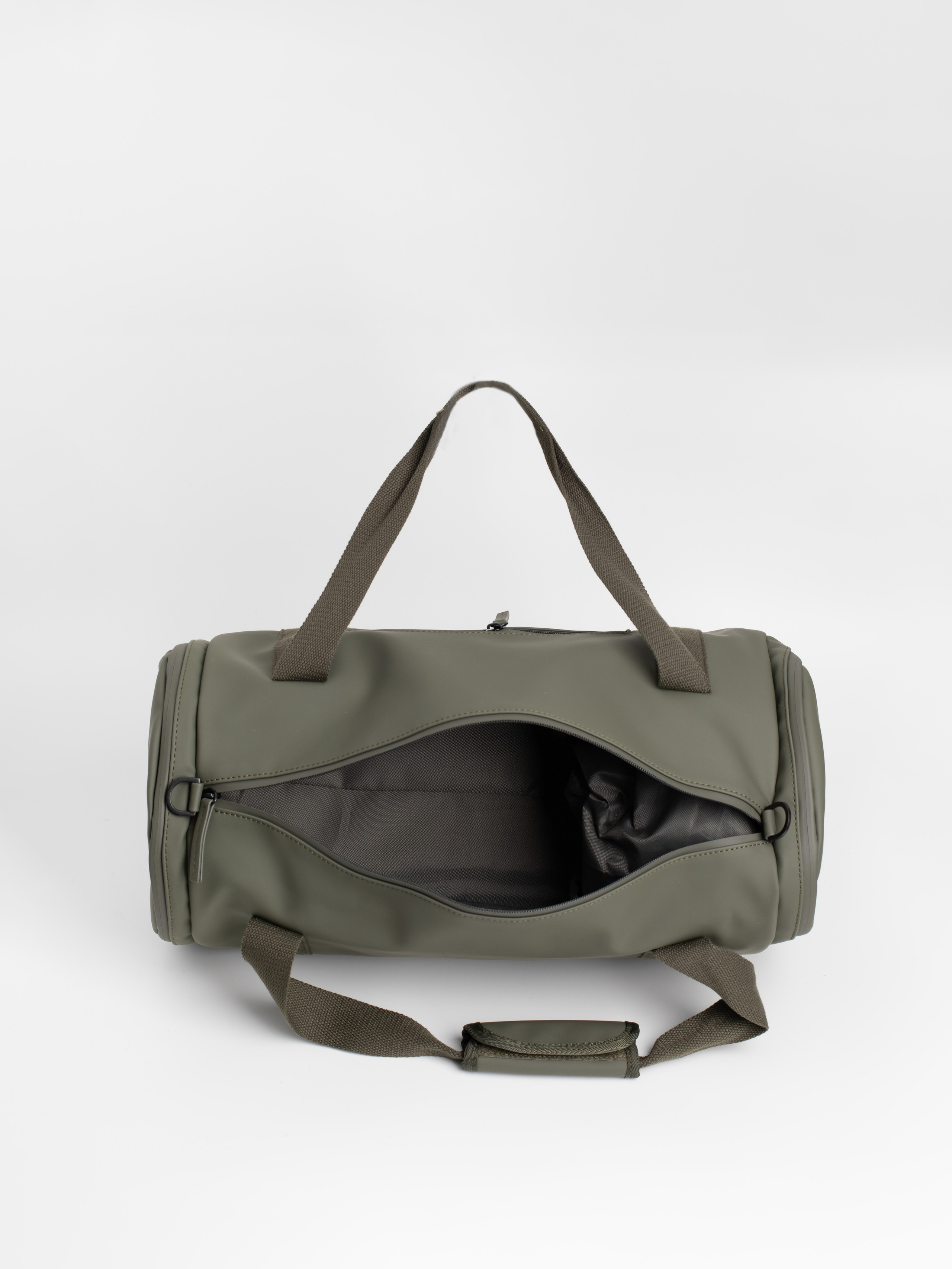 Женские сумки. Фотостудия предметной и модельной съёмки для маркетплейсов