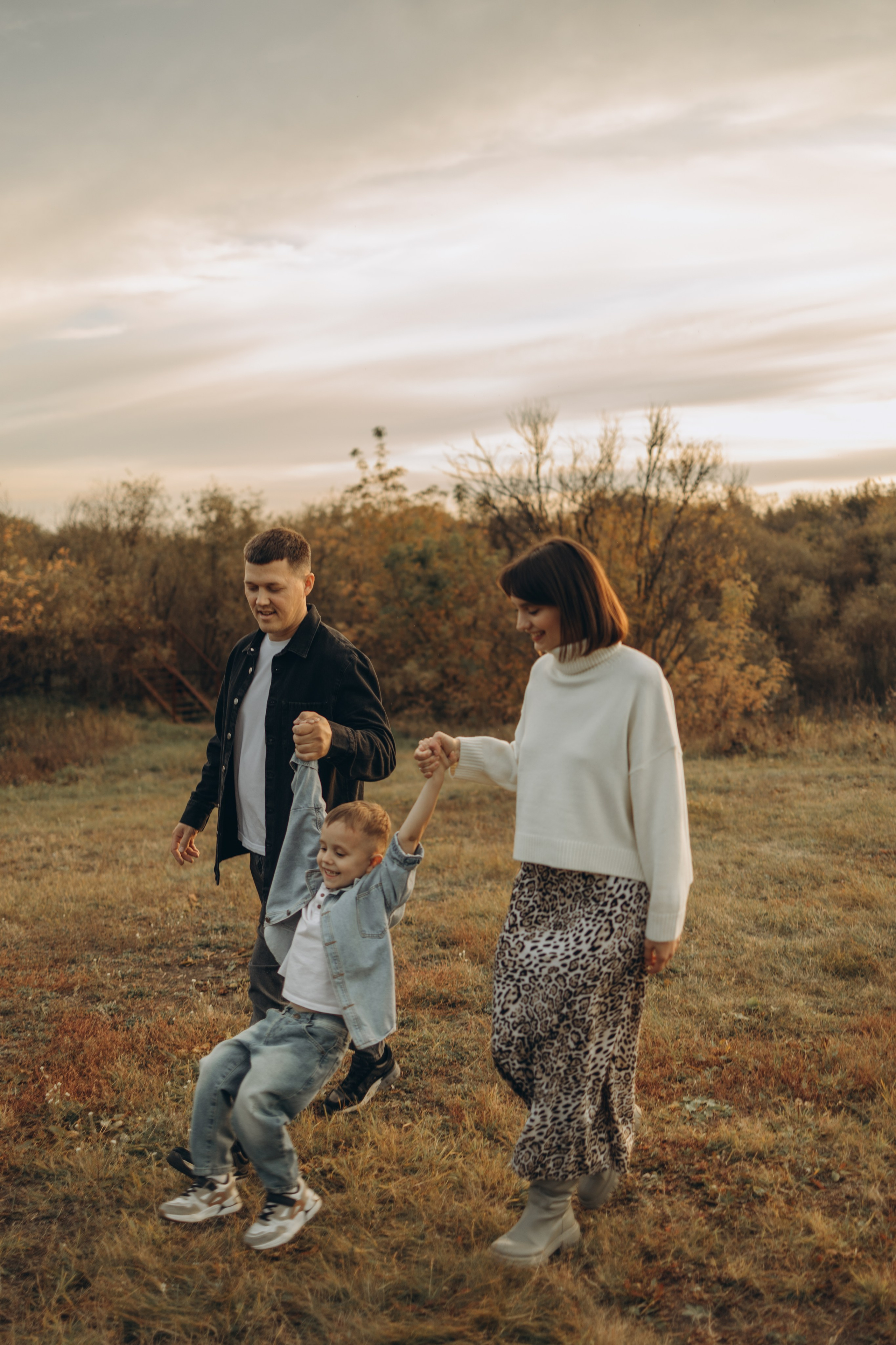 Сентябрьский вечер. Семейный и детский фотограф в Тюмени Вика Алленова
