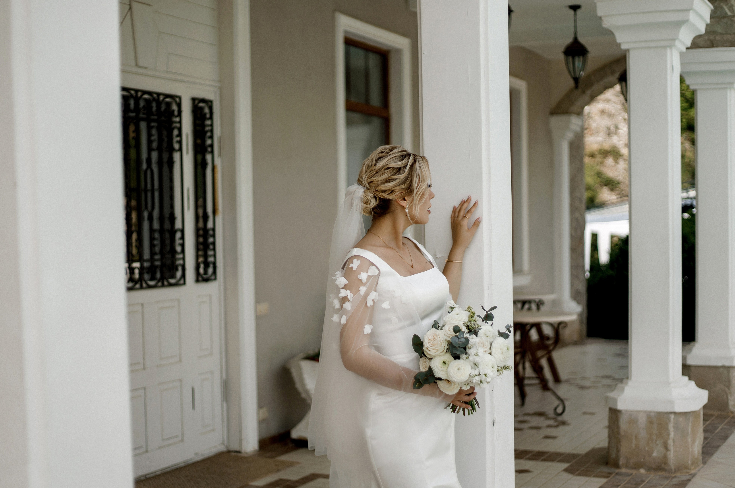 Денис и Алина. Белый замок. Фотограф Анна Лейман. Севастополь