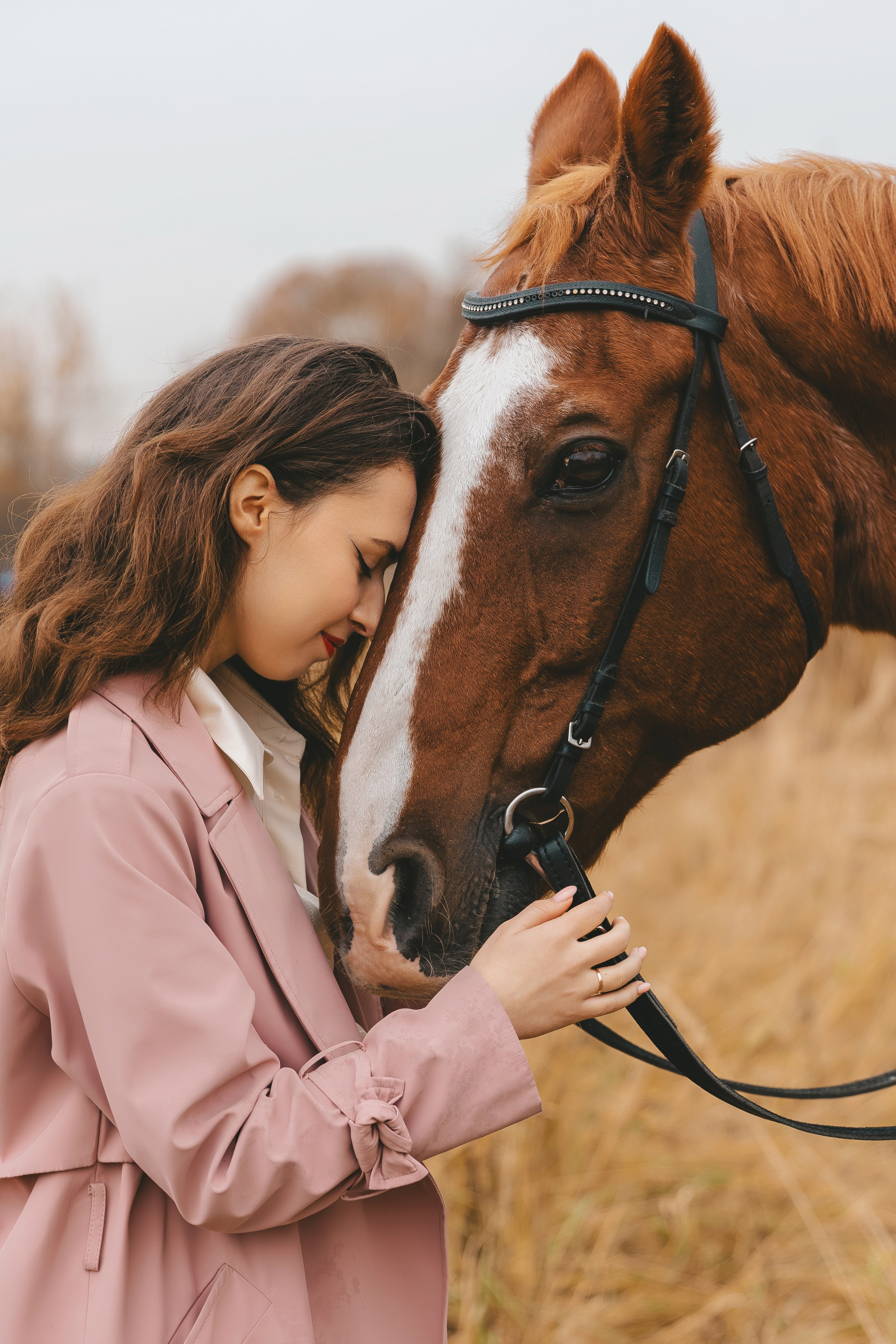 Женский портрет с лошадью. Семейный и женский фотограф в Москве Надежда Воробьева