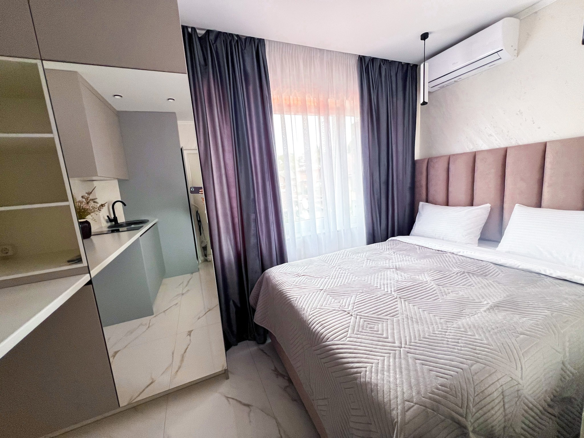 Люкс апартаменты рядом с морем в центральном районе Сочи!. Квартиры посуточно, длительно в Сочи, LARA APART GROUP