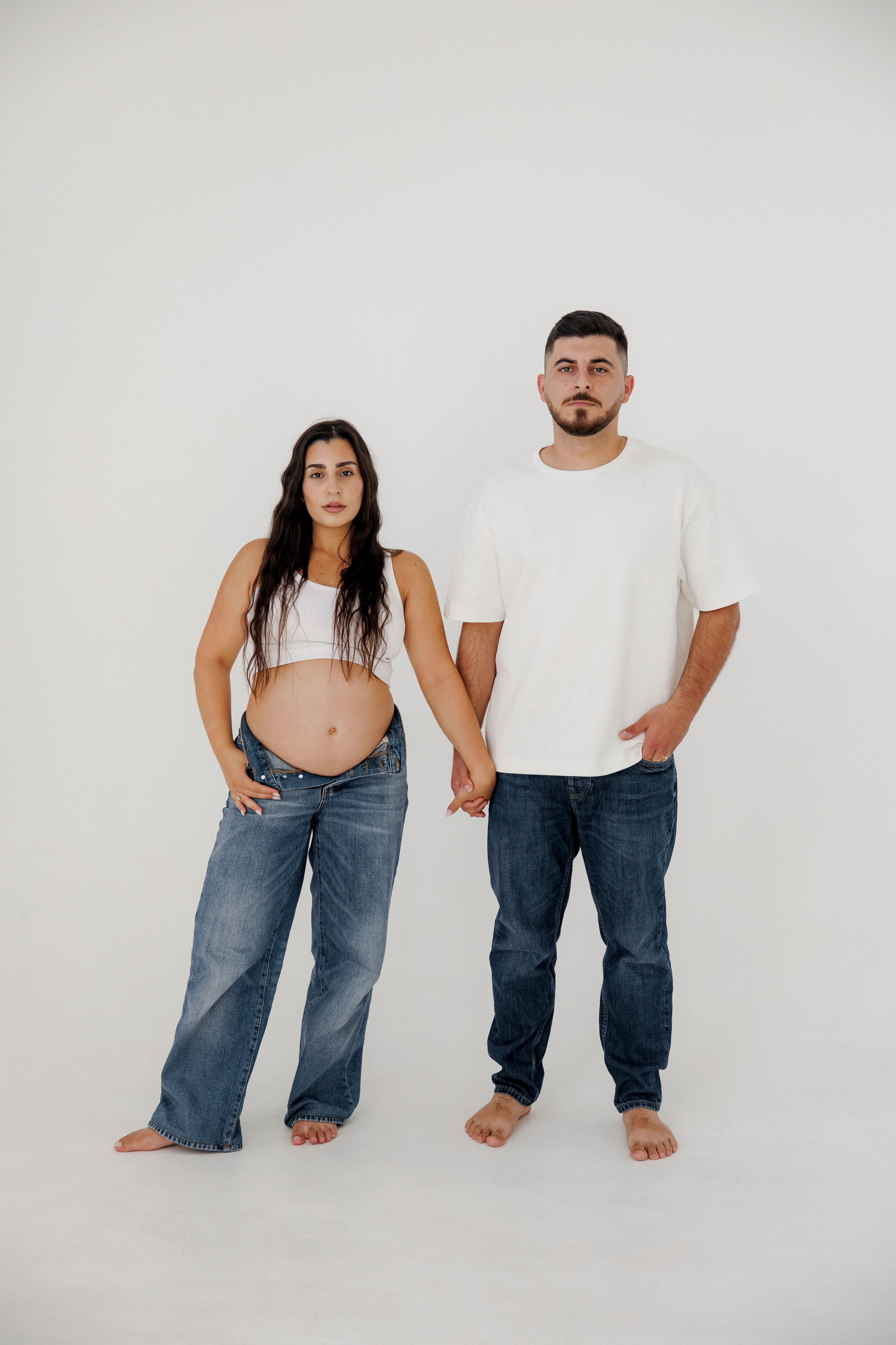 Pregnancy photoshoot inside the Grey Studio. Главная