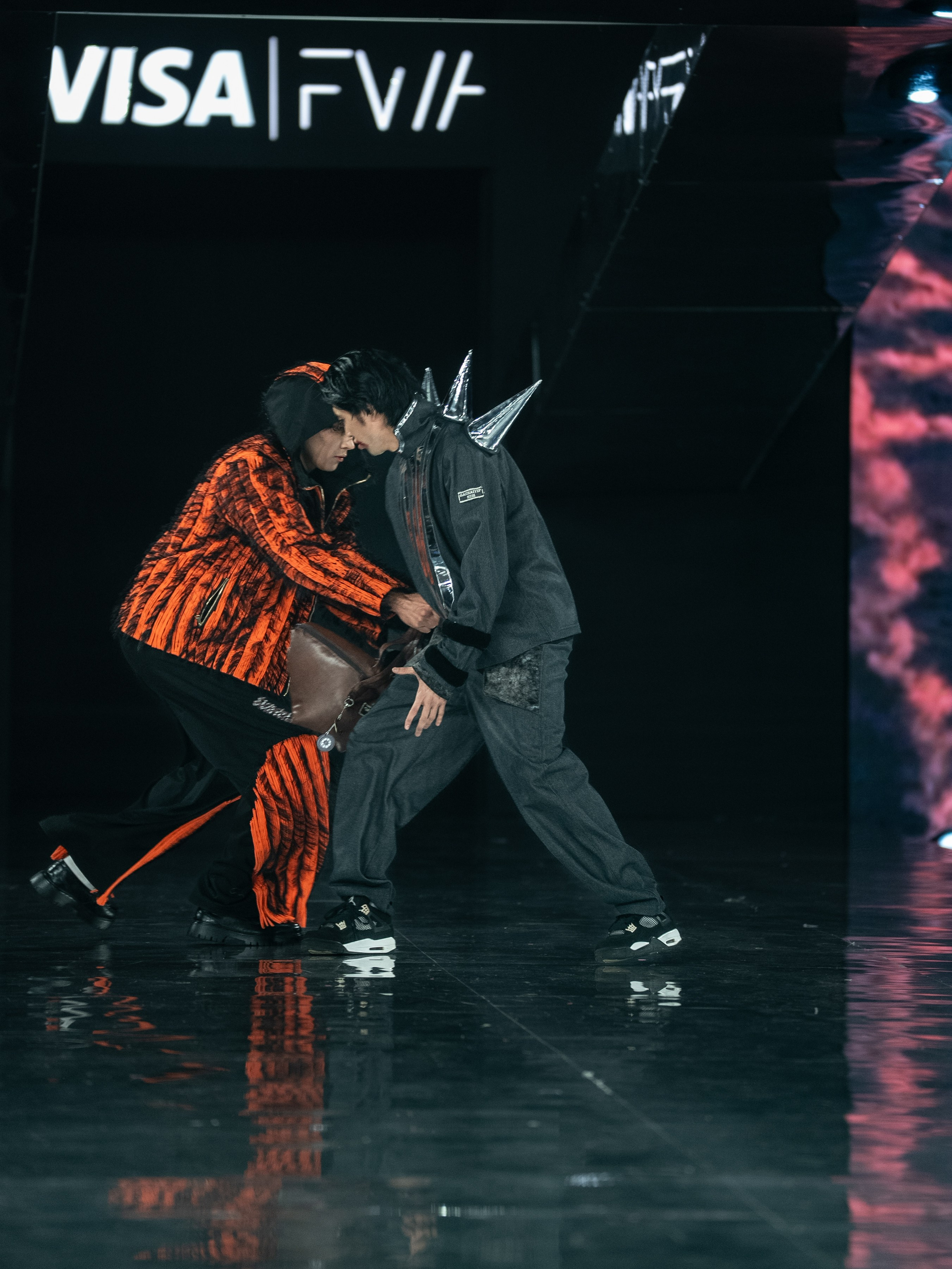 Visa Fashion Week Almaty Pre-Fall 2026 GAZHAIYIP. Сайт Алматинского НЮ АРТ, будуар и фэшн фотографа Дениса Карпенко