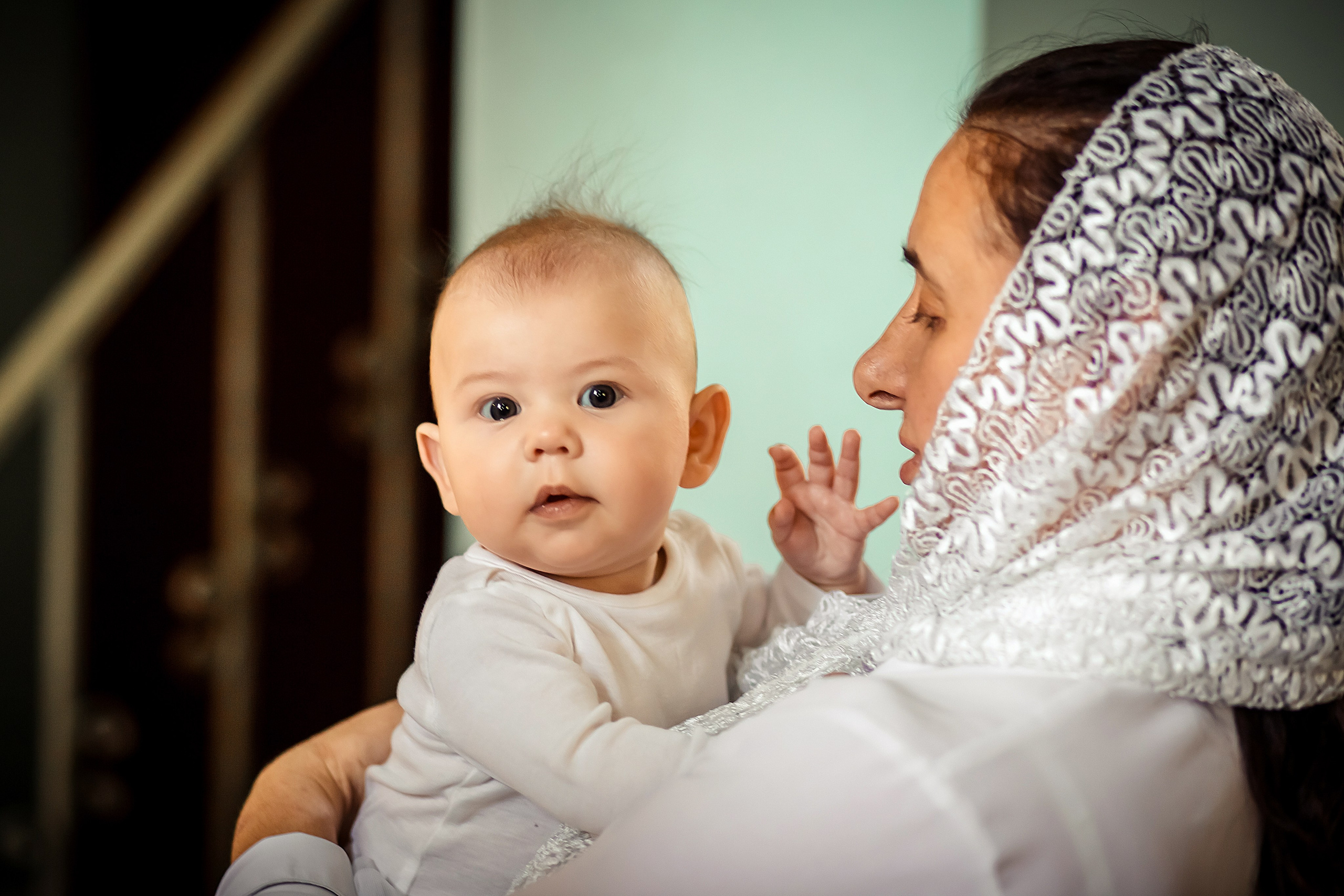 Крещение Милании и Эмилии