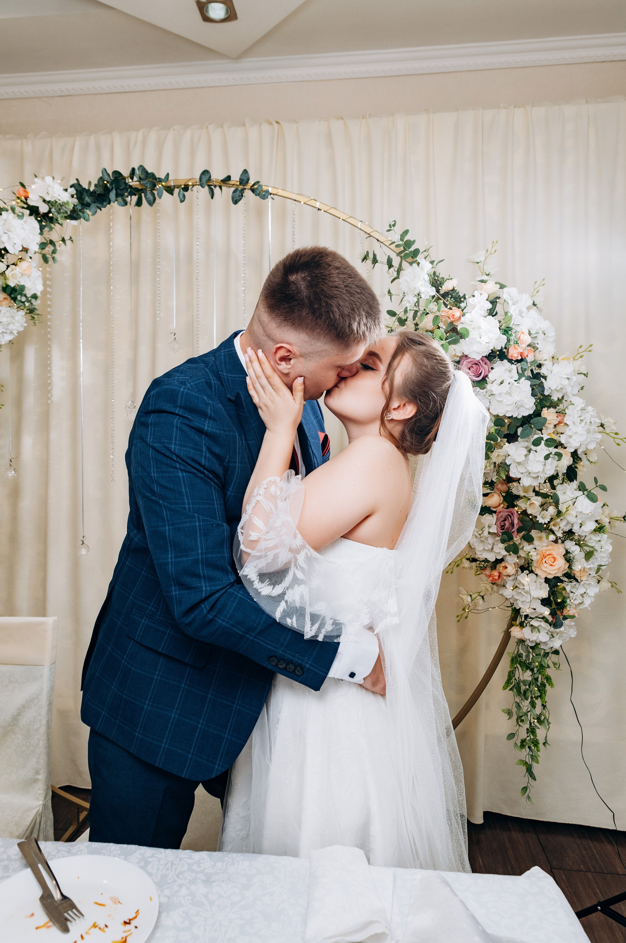 Прогулка, регистрация, банкет. Фотограф в Новосибирске