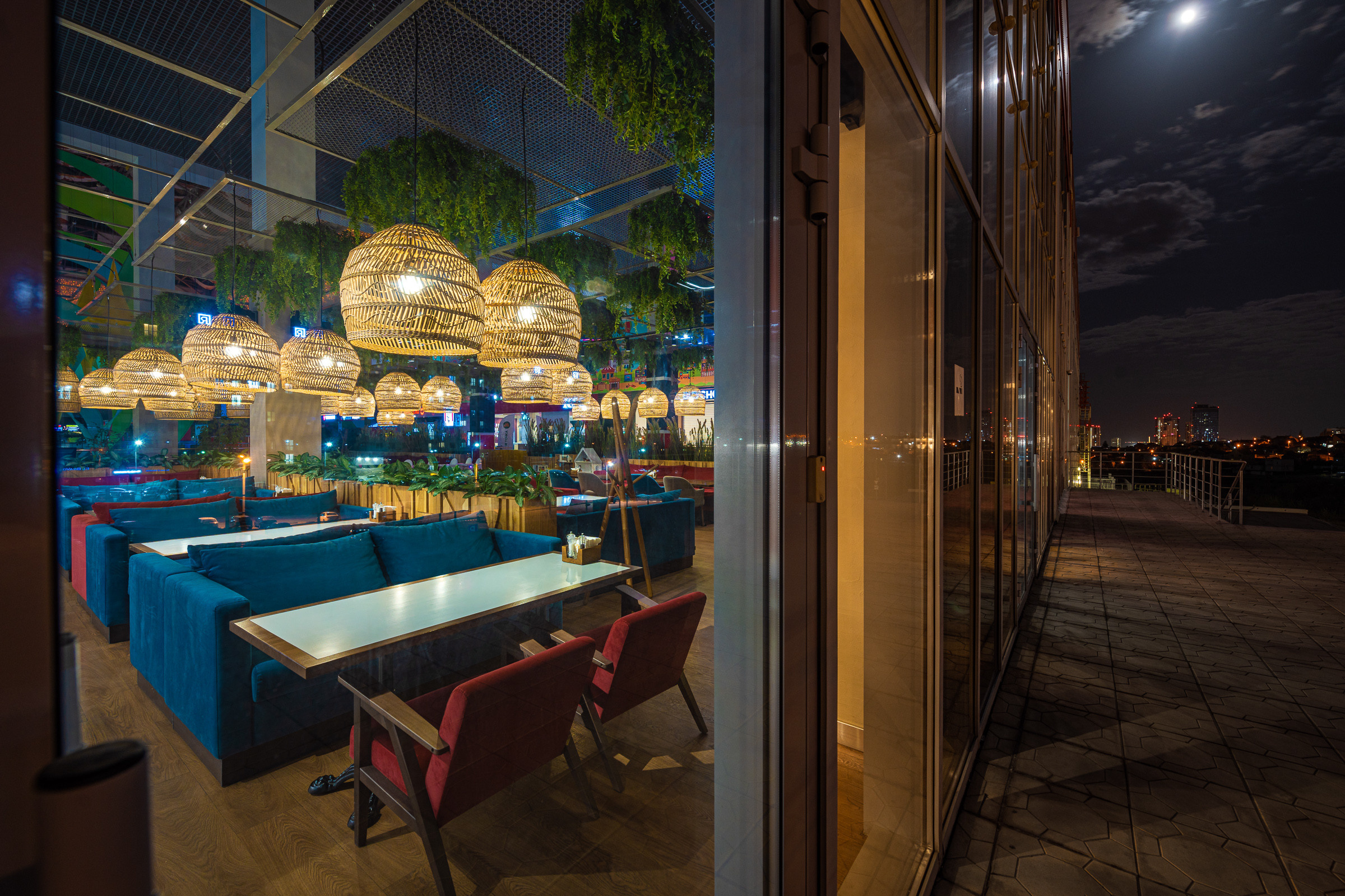 Interiors. Фотограф — Денис Богомолов