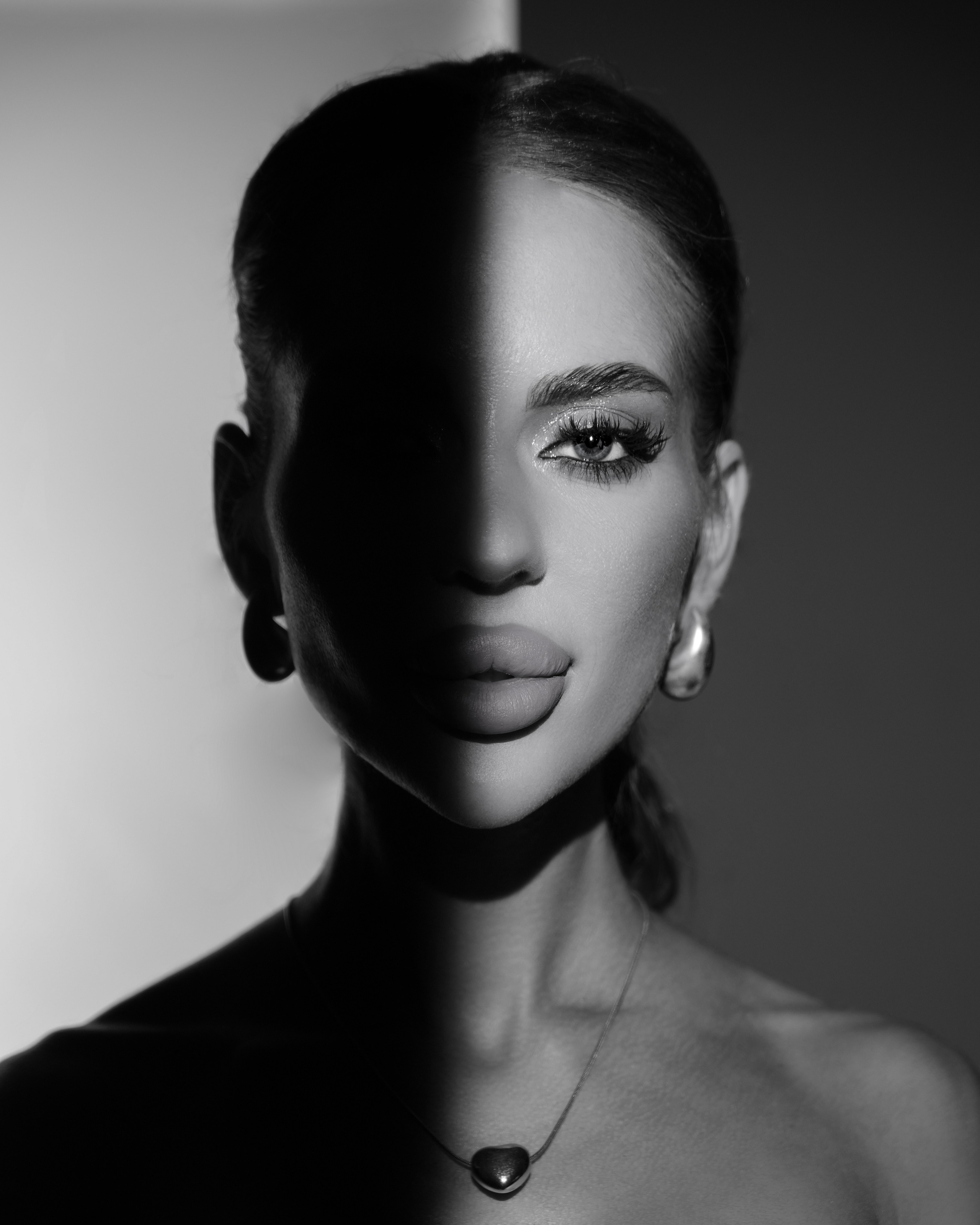 Портрет. Фото и видеосъемка КМВ — свадьбы, недвижимость, меню, туры. Пятигорск, Кисловодск