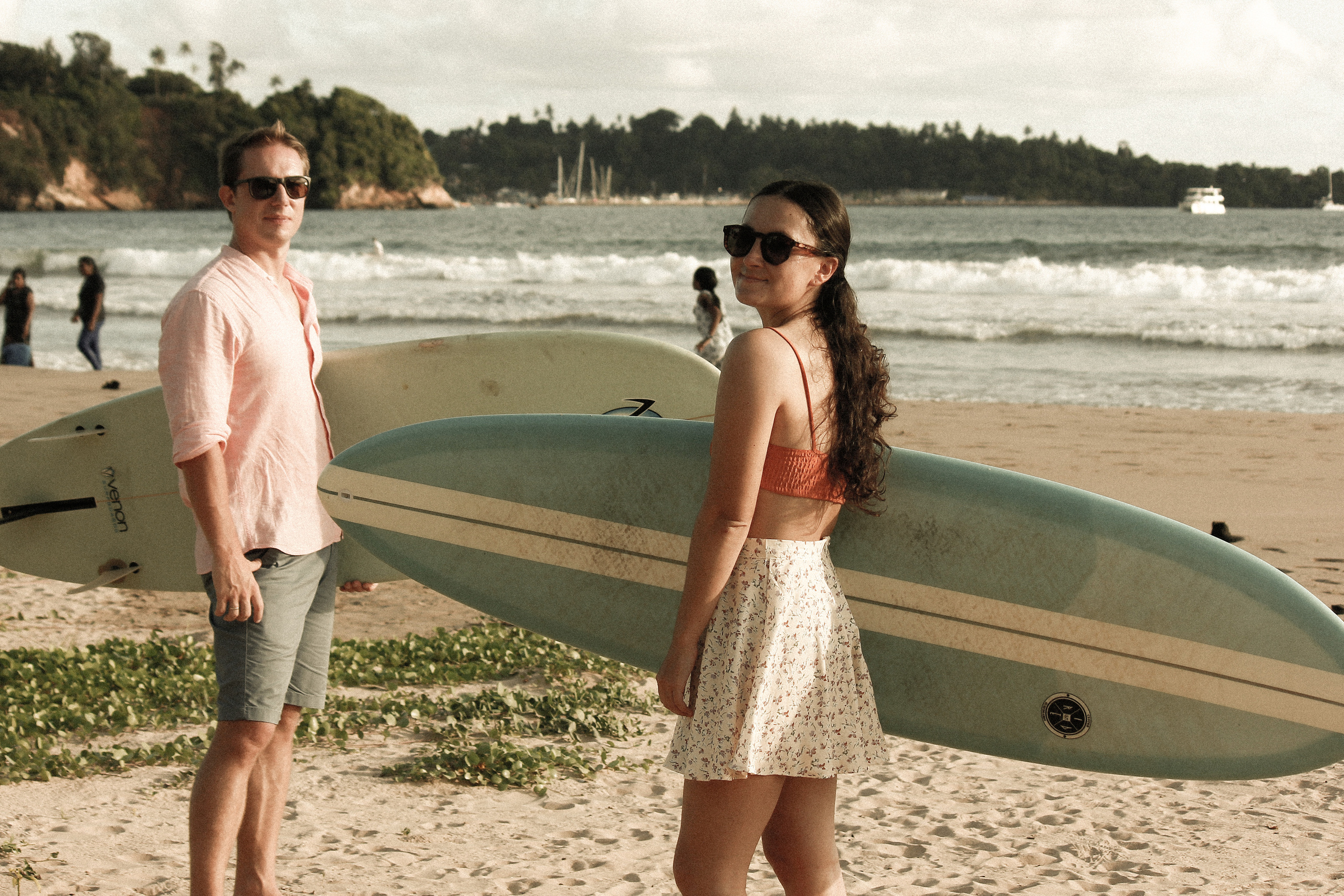 Surfing never alone. Фотограф Алена Кузьмина