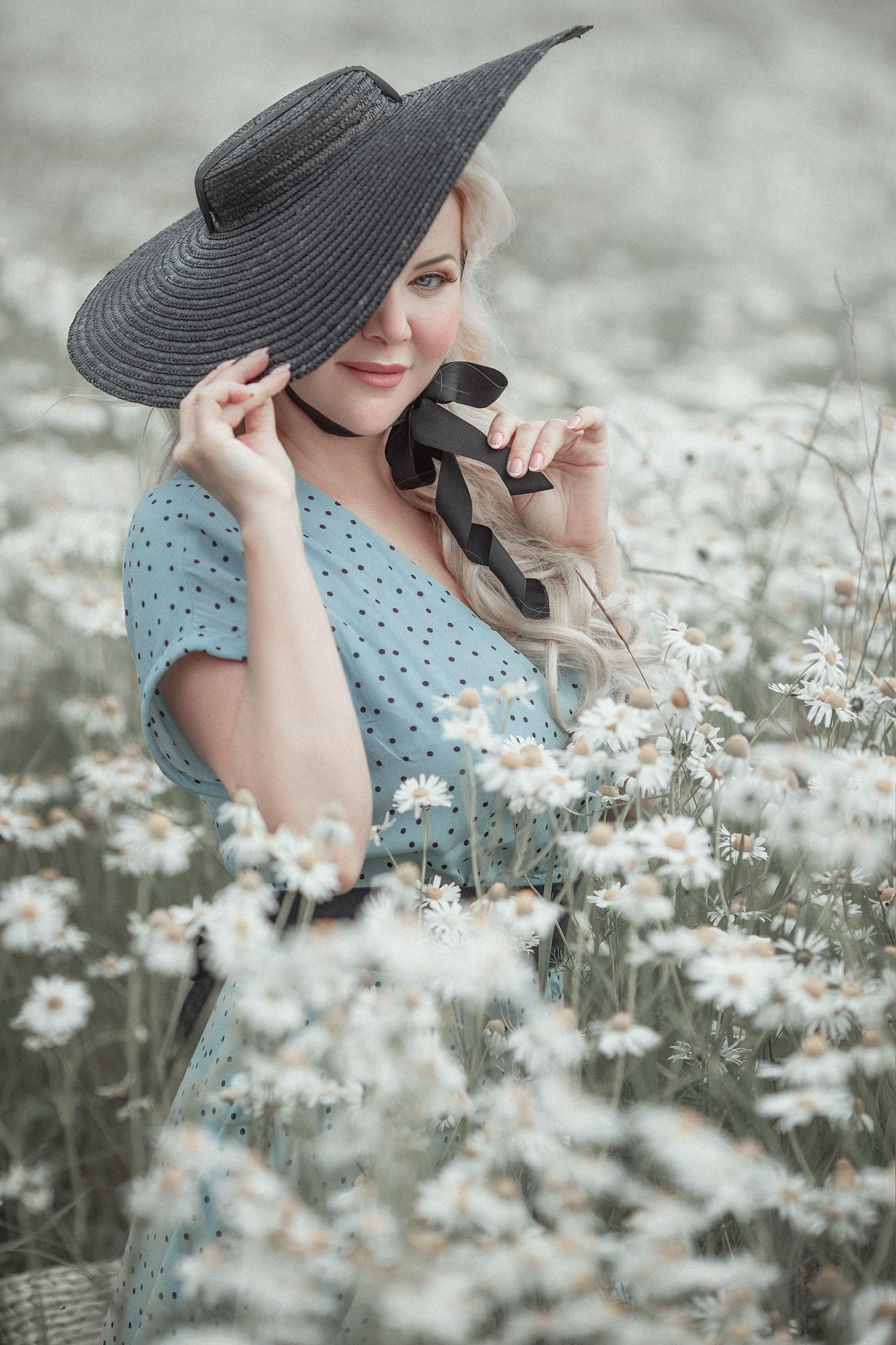 Марина, история с ромашками. Фотограф Алёна Яковлева