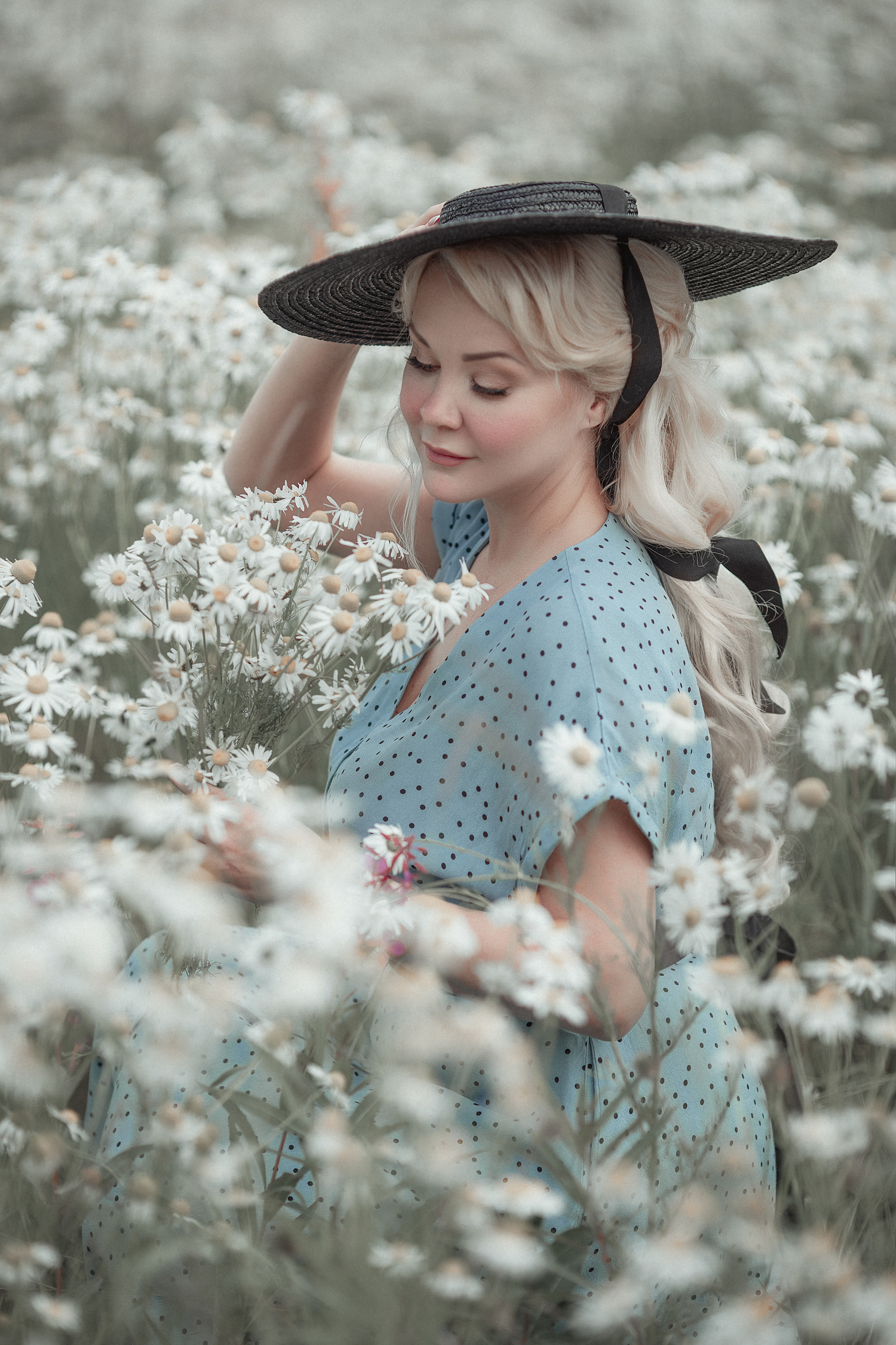 Марина, история с ромашками. Фотограф Алёна Яковлева