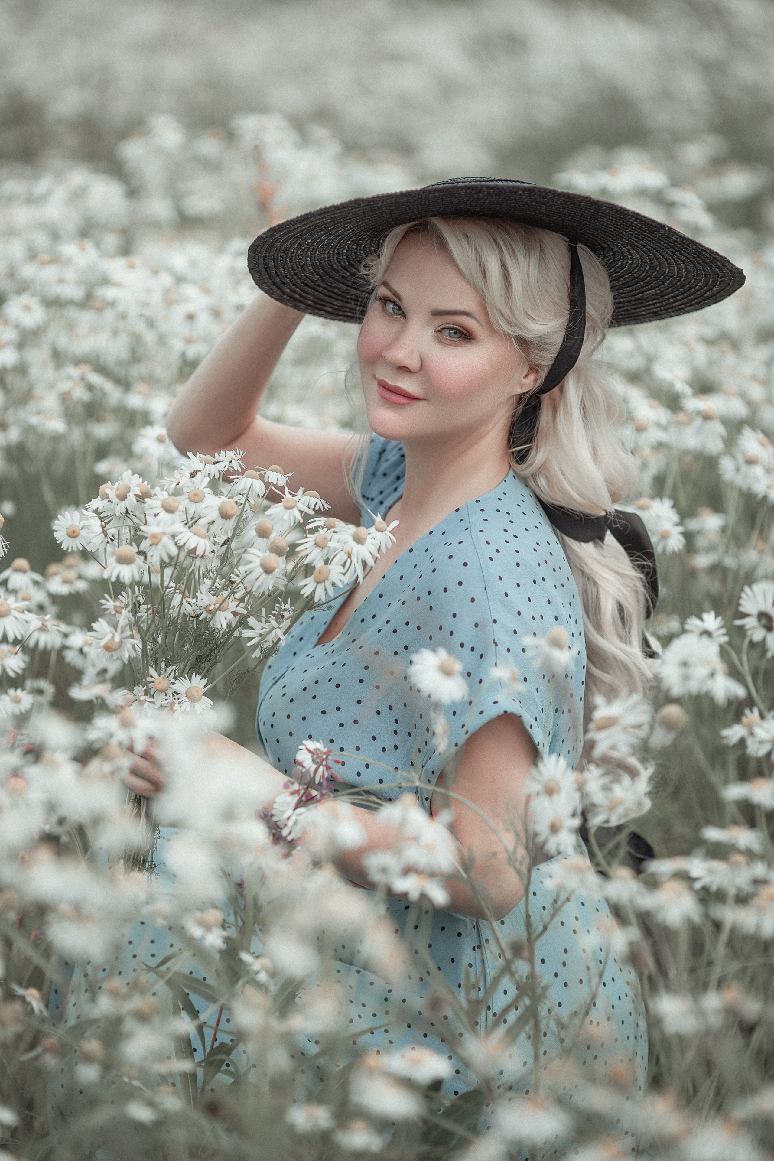 Марина, история с ромашками. Фотограф Алёна Яковлева