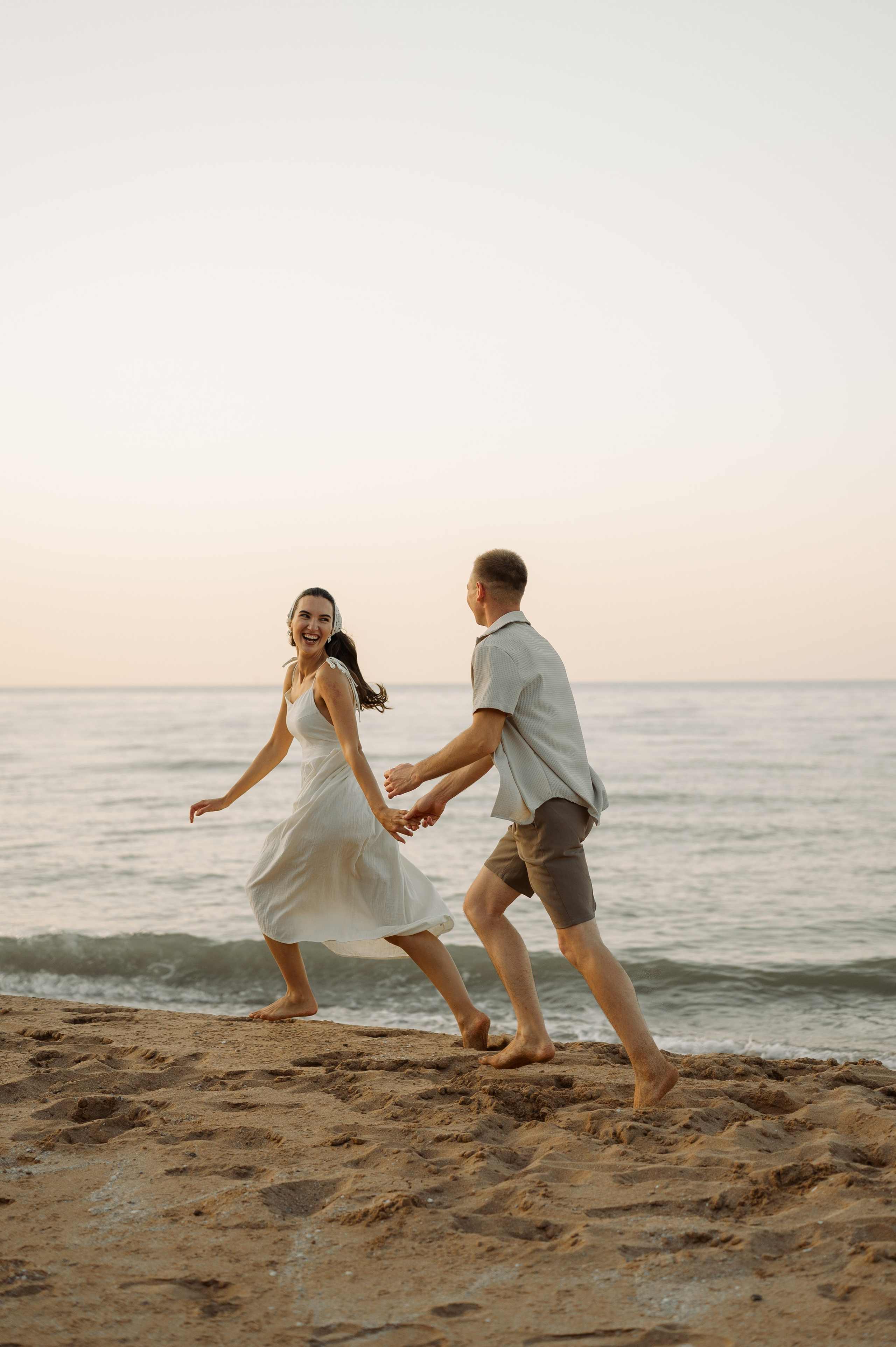 Предсвадебная съёмка на море🌊. Свадебный и семейный фотограф в Краснодаре Алина Мельник