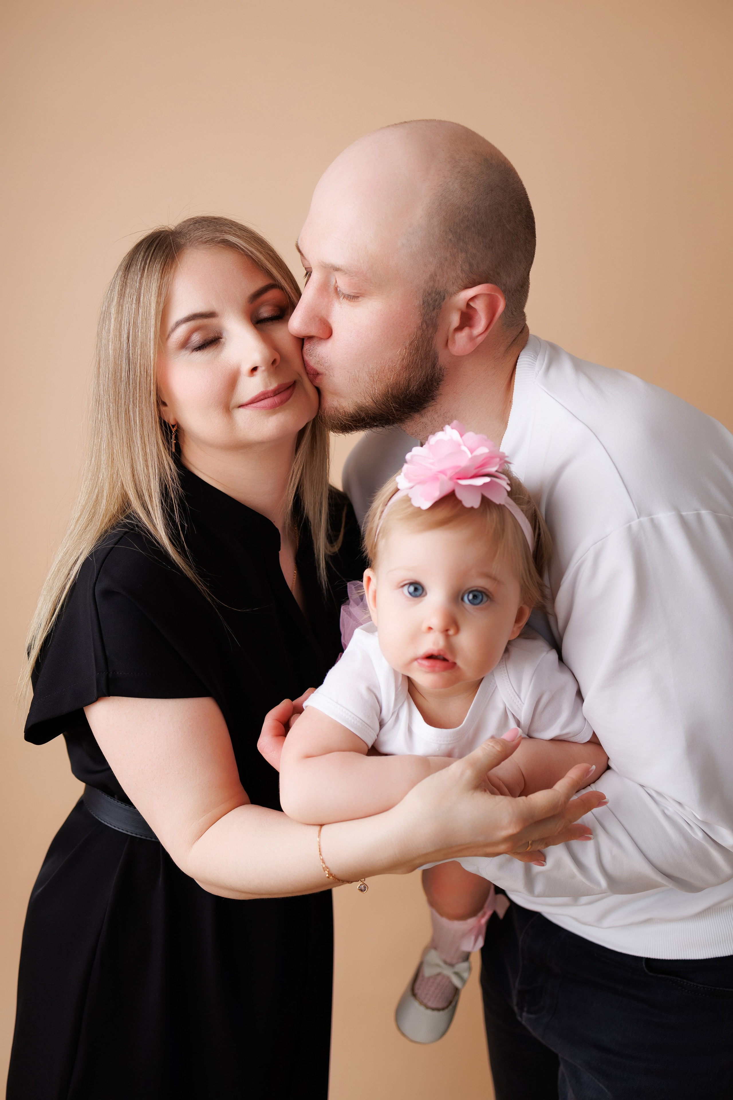 Юлечке 1 годик. Фотограф новорожденный малышей Новосибирск