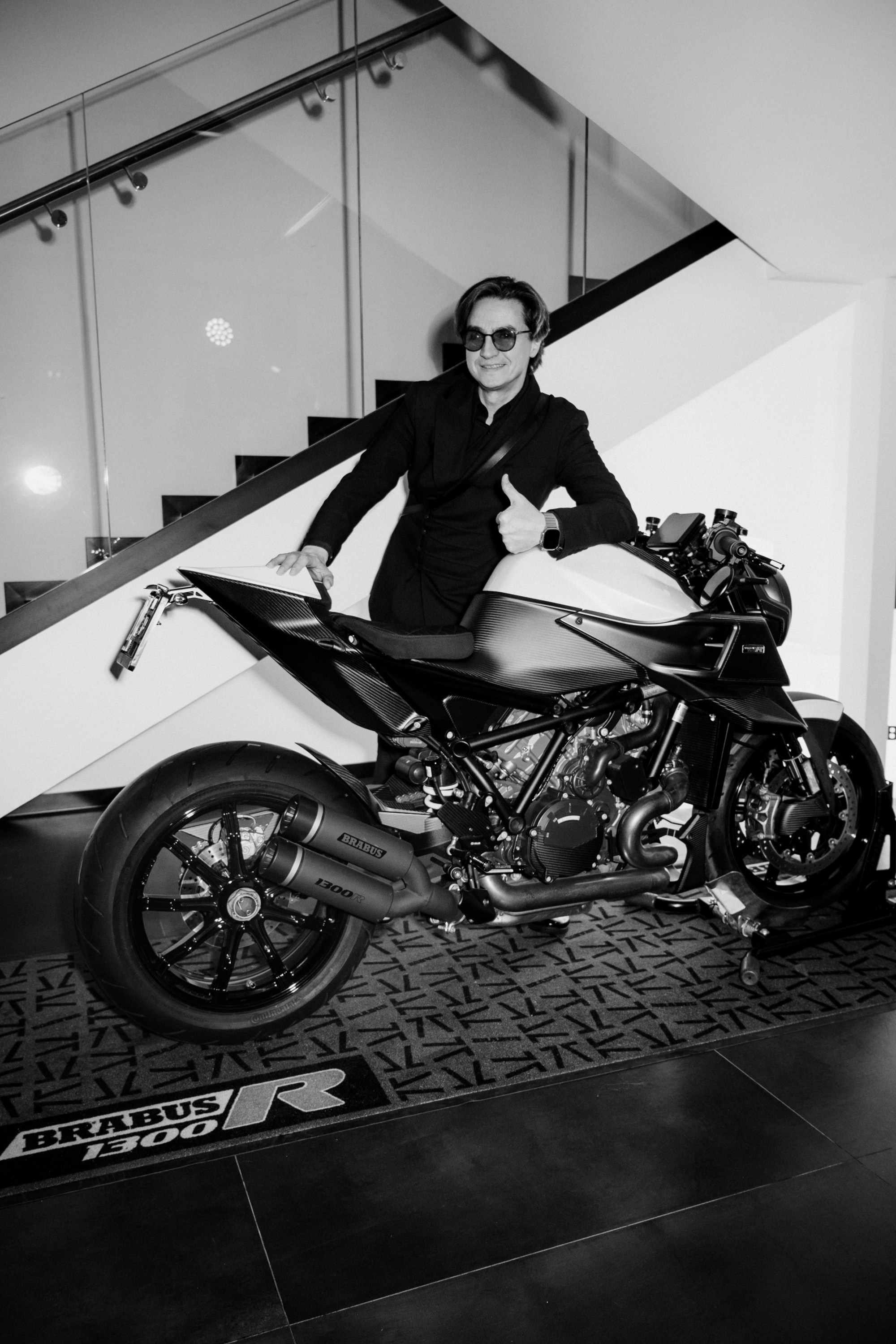 BRABUS X GREATS. Бэкстейдж и репортажный фотограф в Москве Артем Онацко