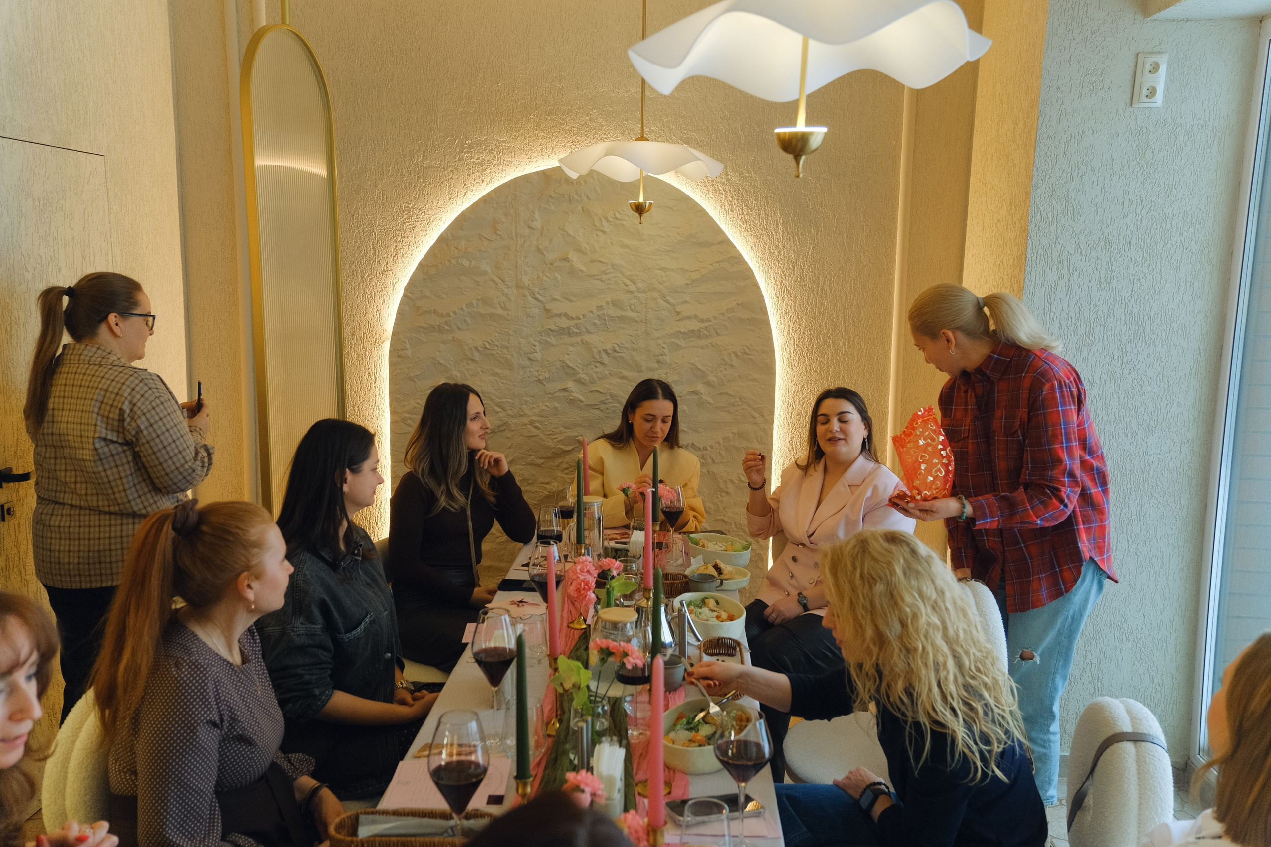Девичник в кафе Im tun. Фотограф Софья Володкина