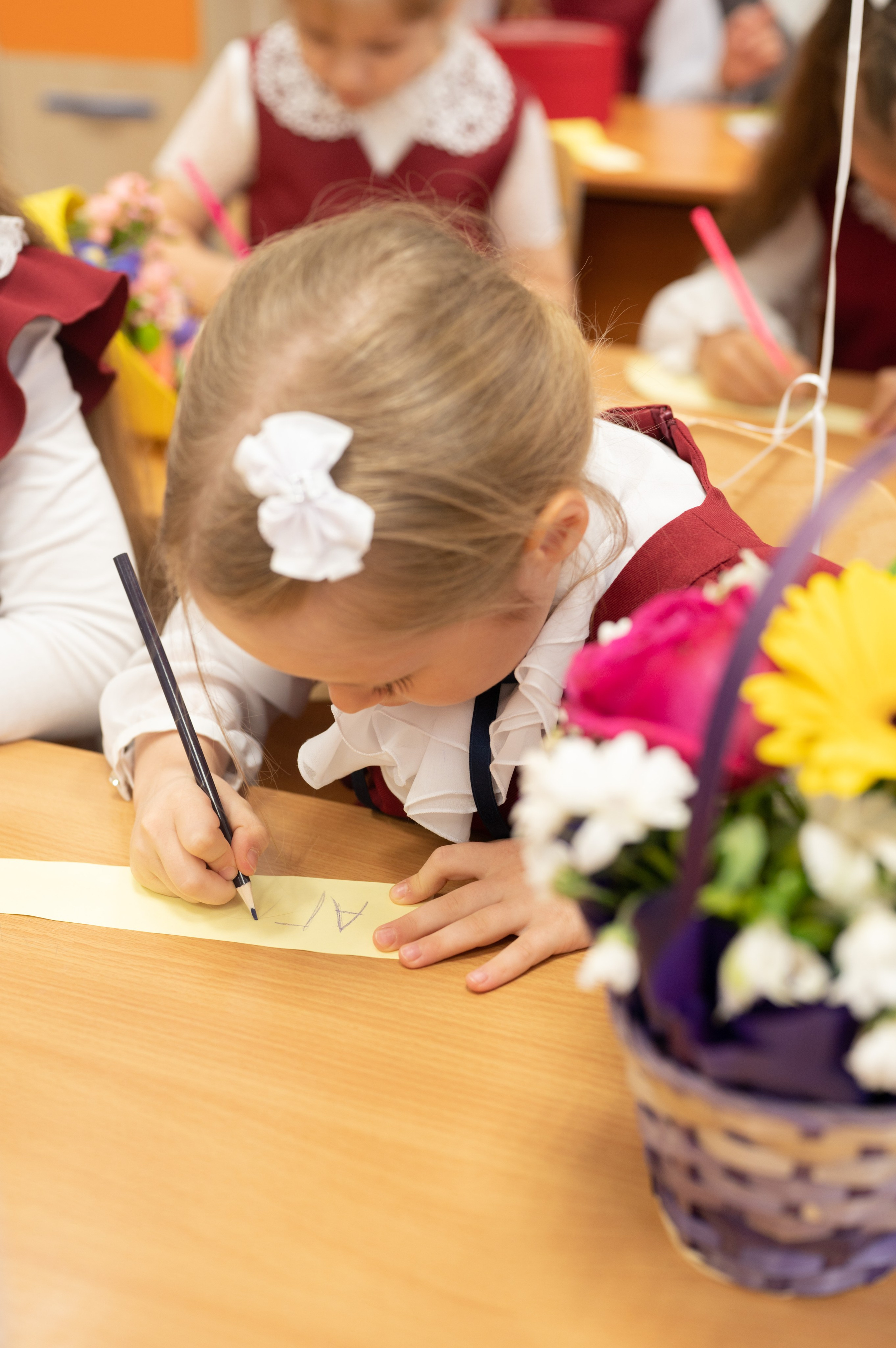 1 сентября 1 К 16 гимназия репортаж, линейка +в классе. Фотограф новорожденных, семейный детский в Тюмени Татьяна Морозова