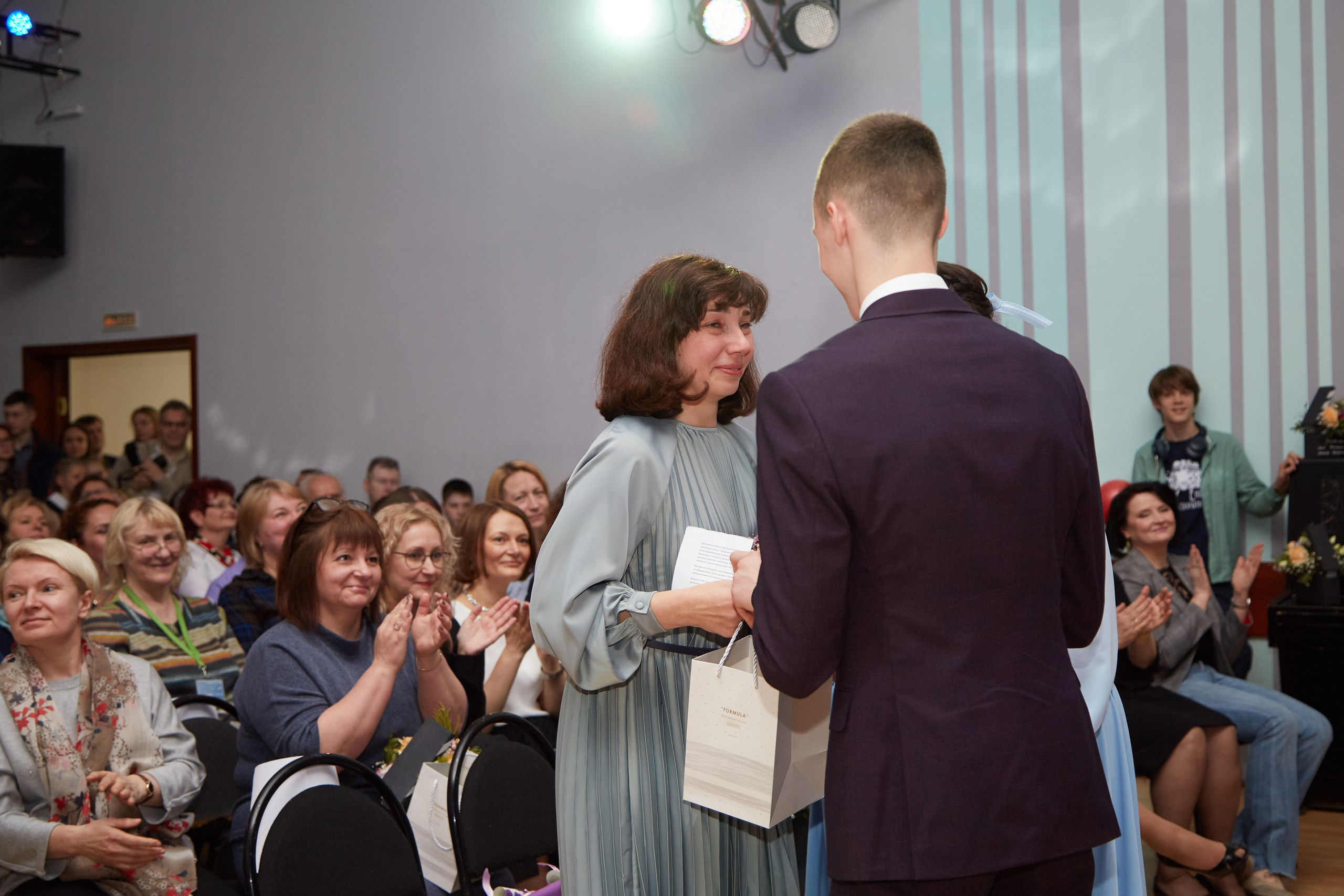 Последний звонок. Фотограф Савченко Люба. Москва