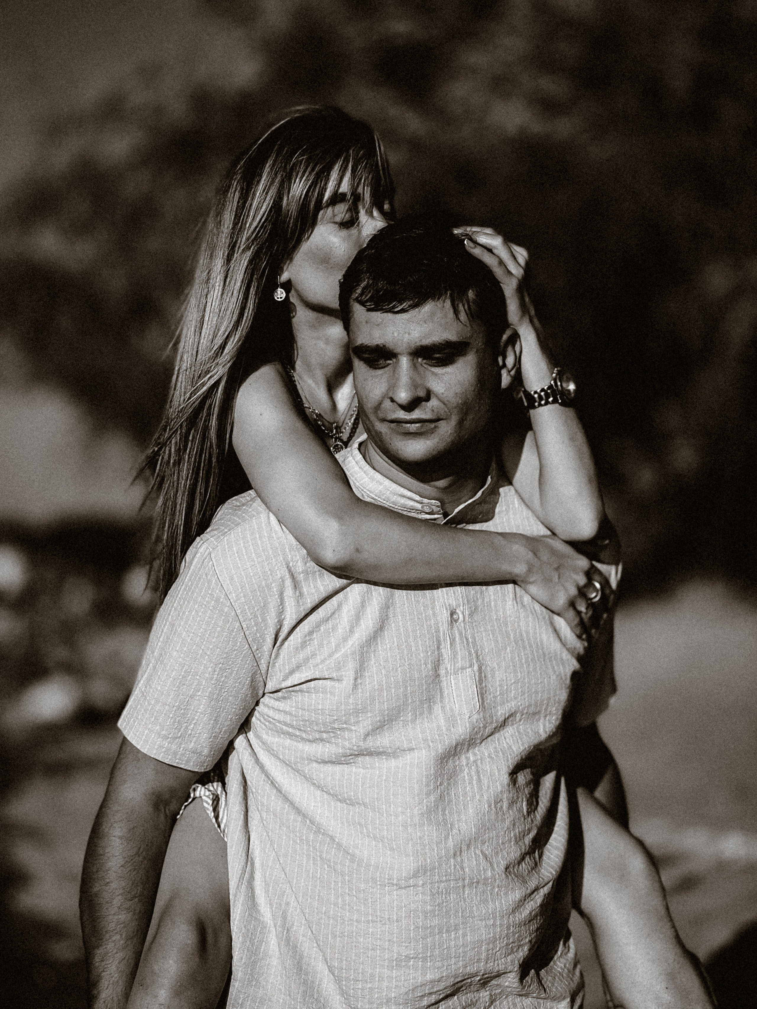 LOVE STORY. Мобильный фотограф рилсмейкер в Ростове-на-Дону Пипаш Екатерина