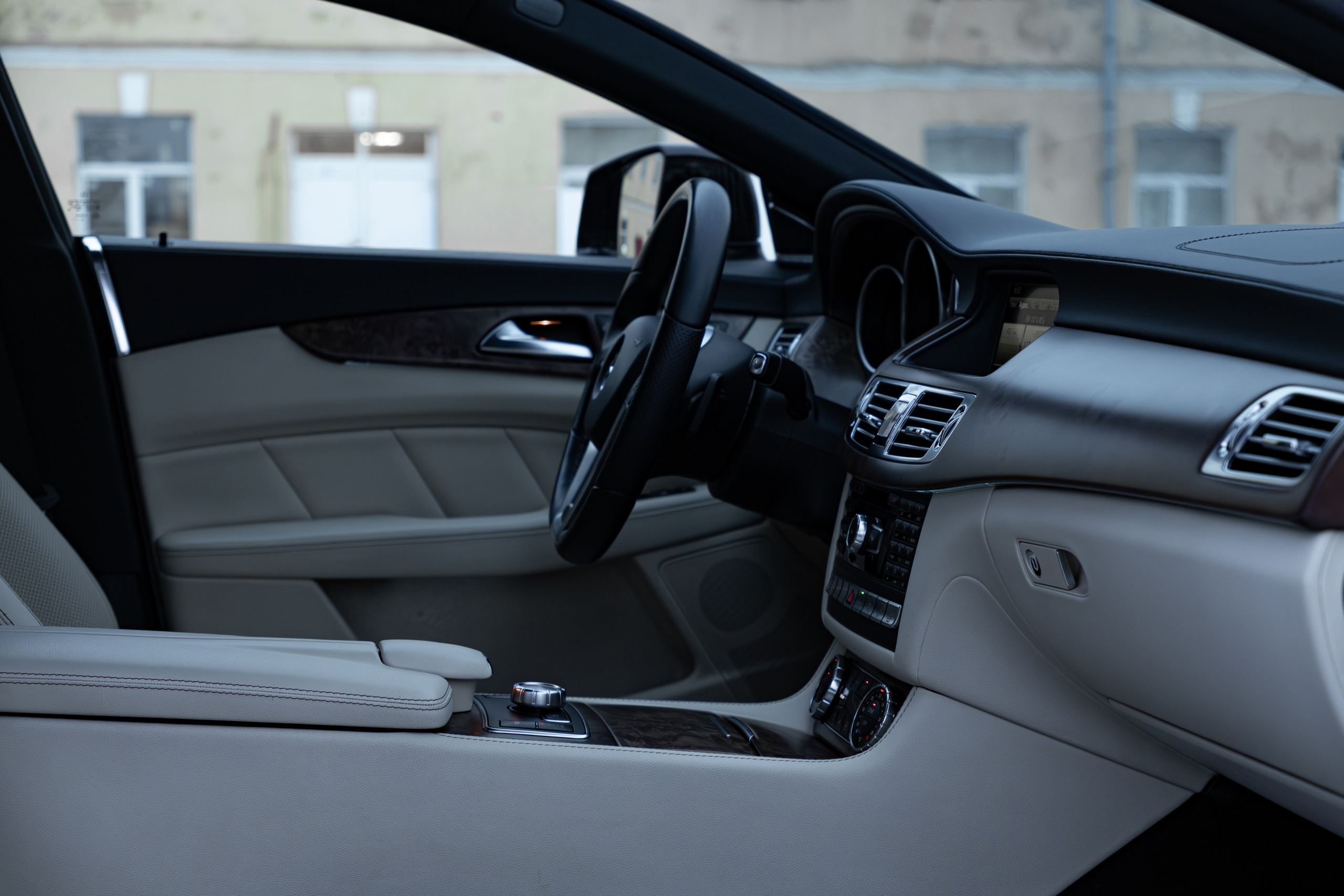 Mercedes-Benz CLS. Photo-nk