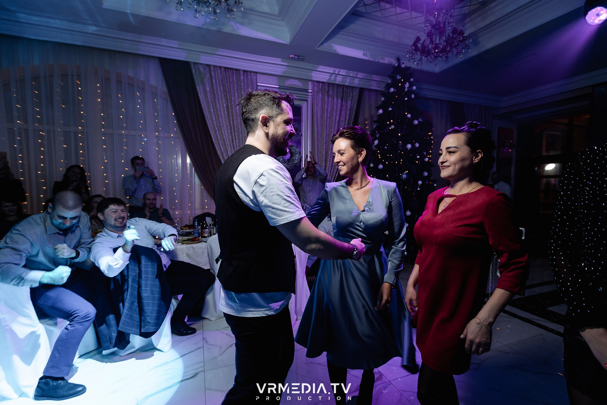 Новогодний вечер в ресторане «Лазурный Берег»