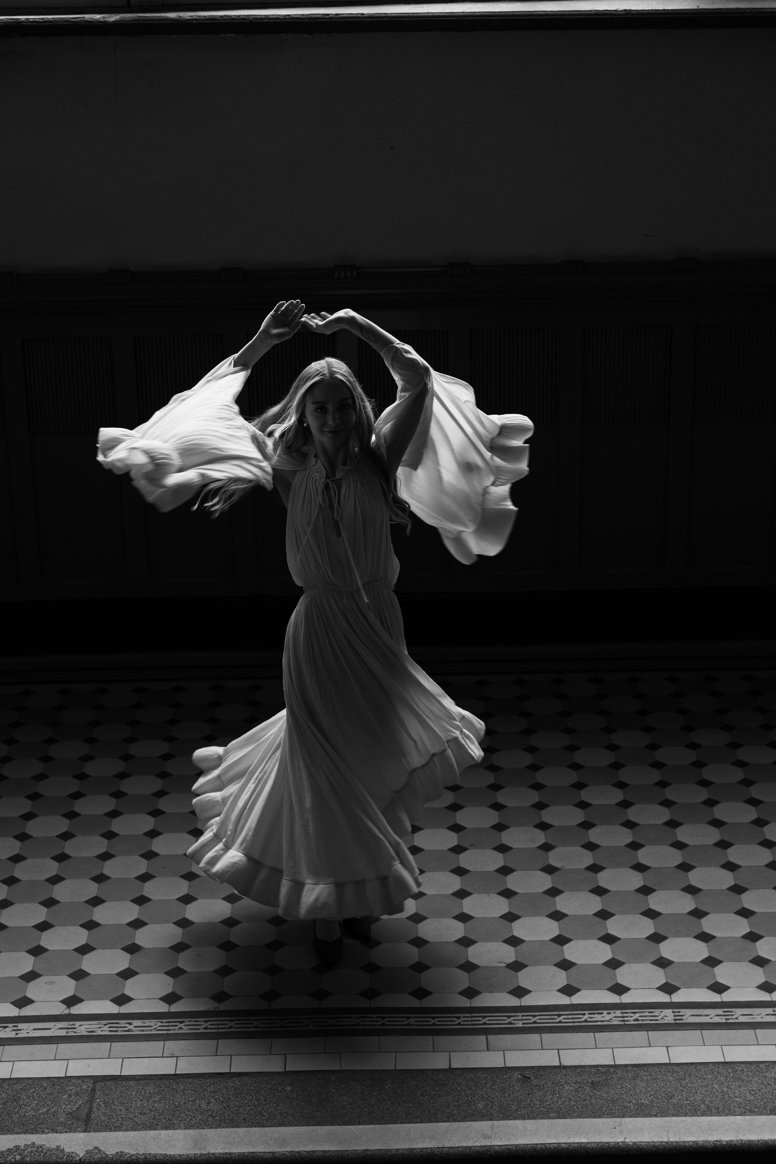 Даша и Константин Витебский вокзал. Фотограф/видеограф в Санкт-Петербурге Динара Гольдина