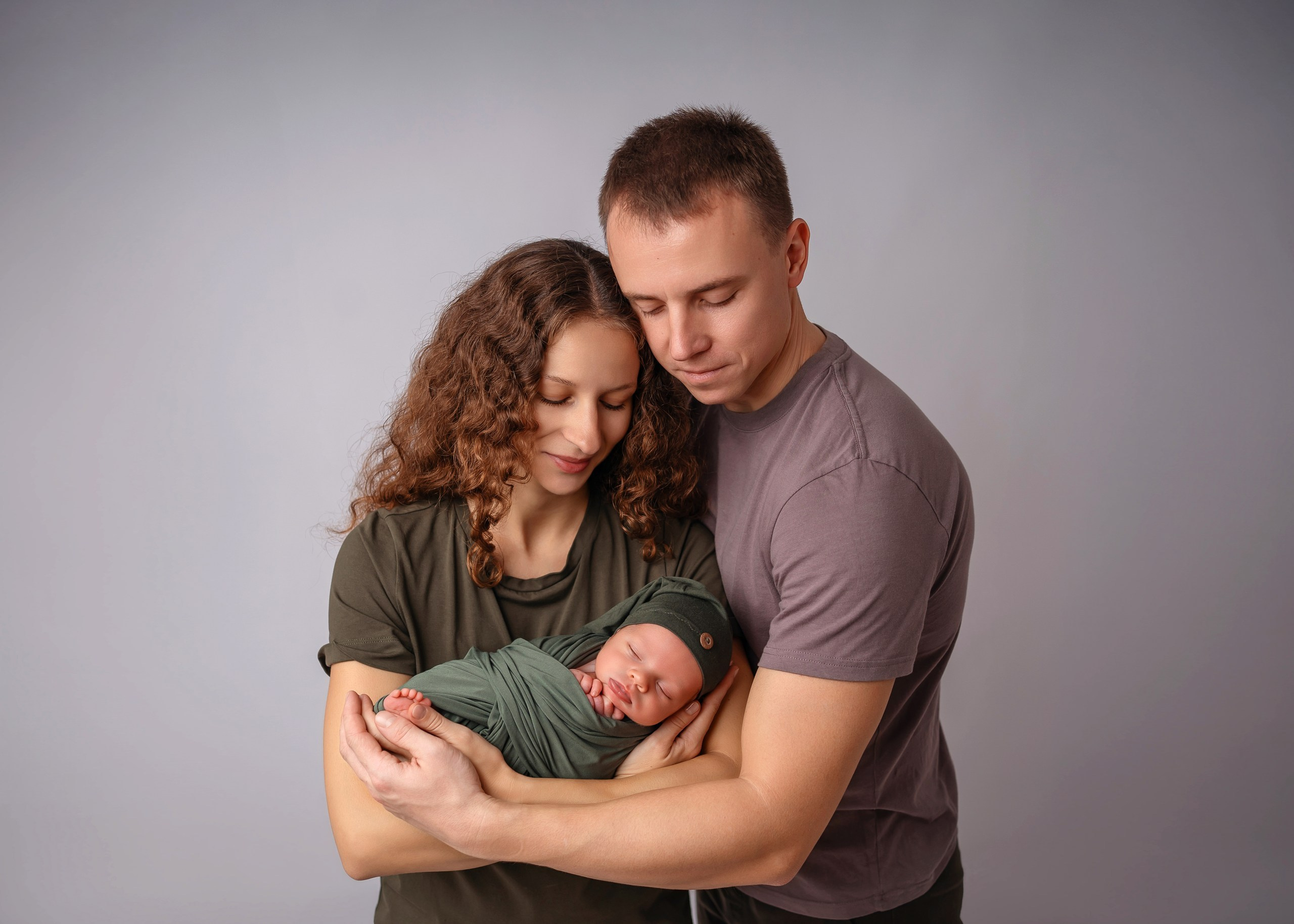 «Экспресс» + семейные кадры + доп. ретушь (13 дней). Фотограф новорожденных в Ялте