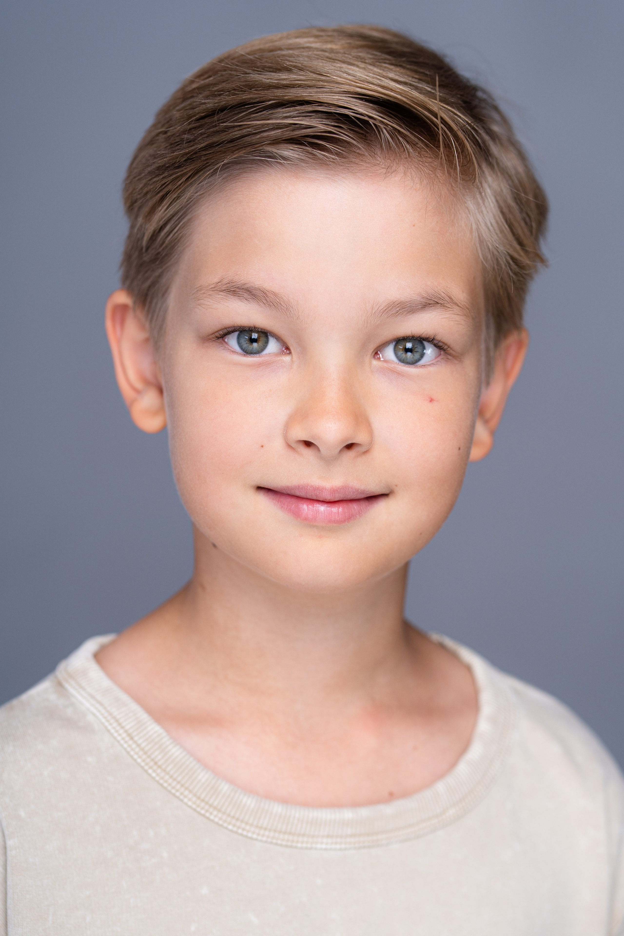 ЯРОМИР. Портретный фотограф. Актёрское портфолио